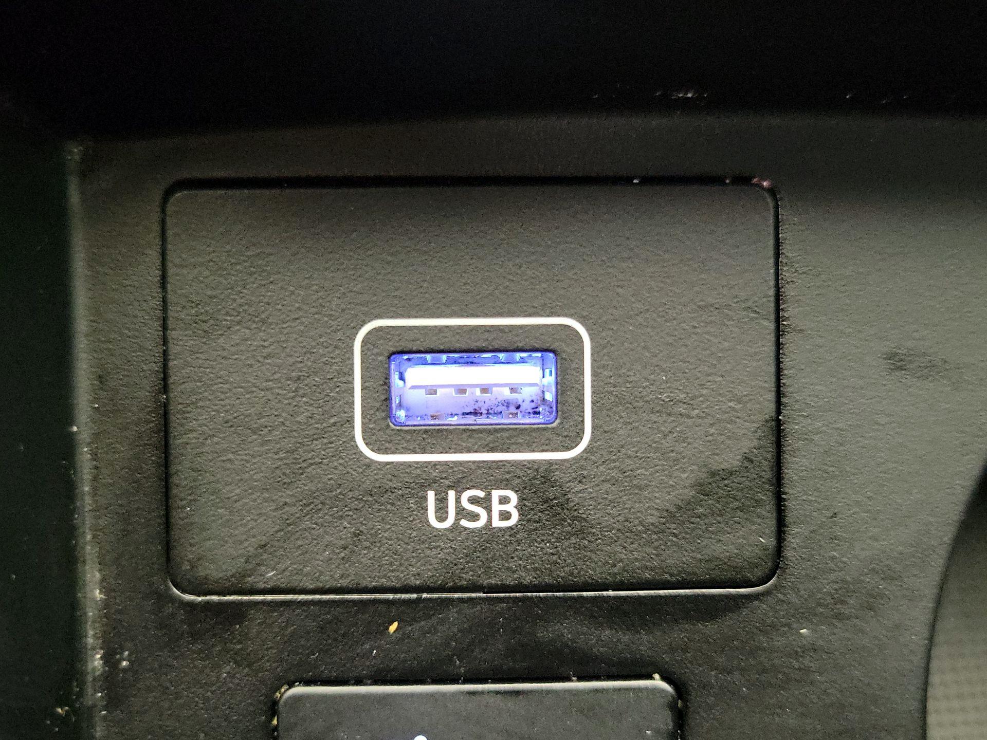 Thumbnail: 2023 Hyundai Santa Fe - 19