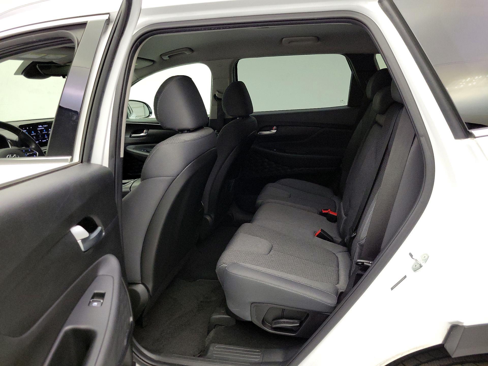 Thumbnail: 2023 Hyundai Santa Fe - 20