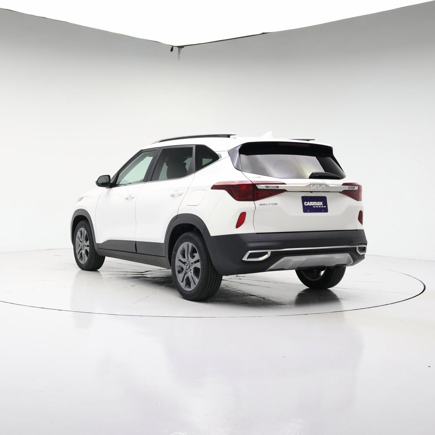 Thumbnail: 2022 Kia Seltos - 2