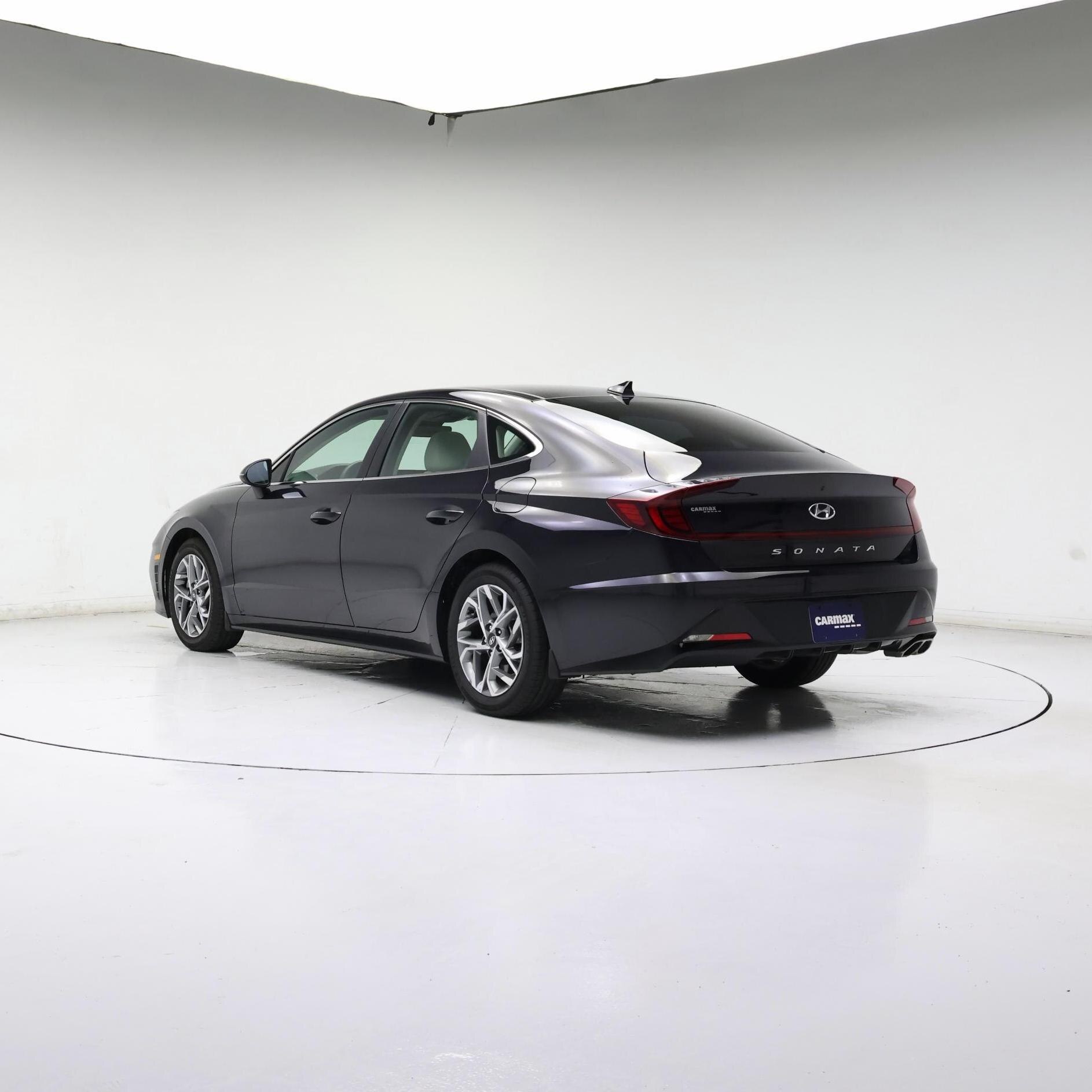 Thumbnail: 2023 Hyundai Sonata - 2