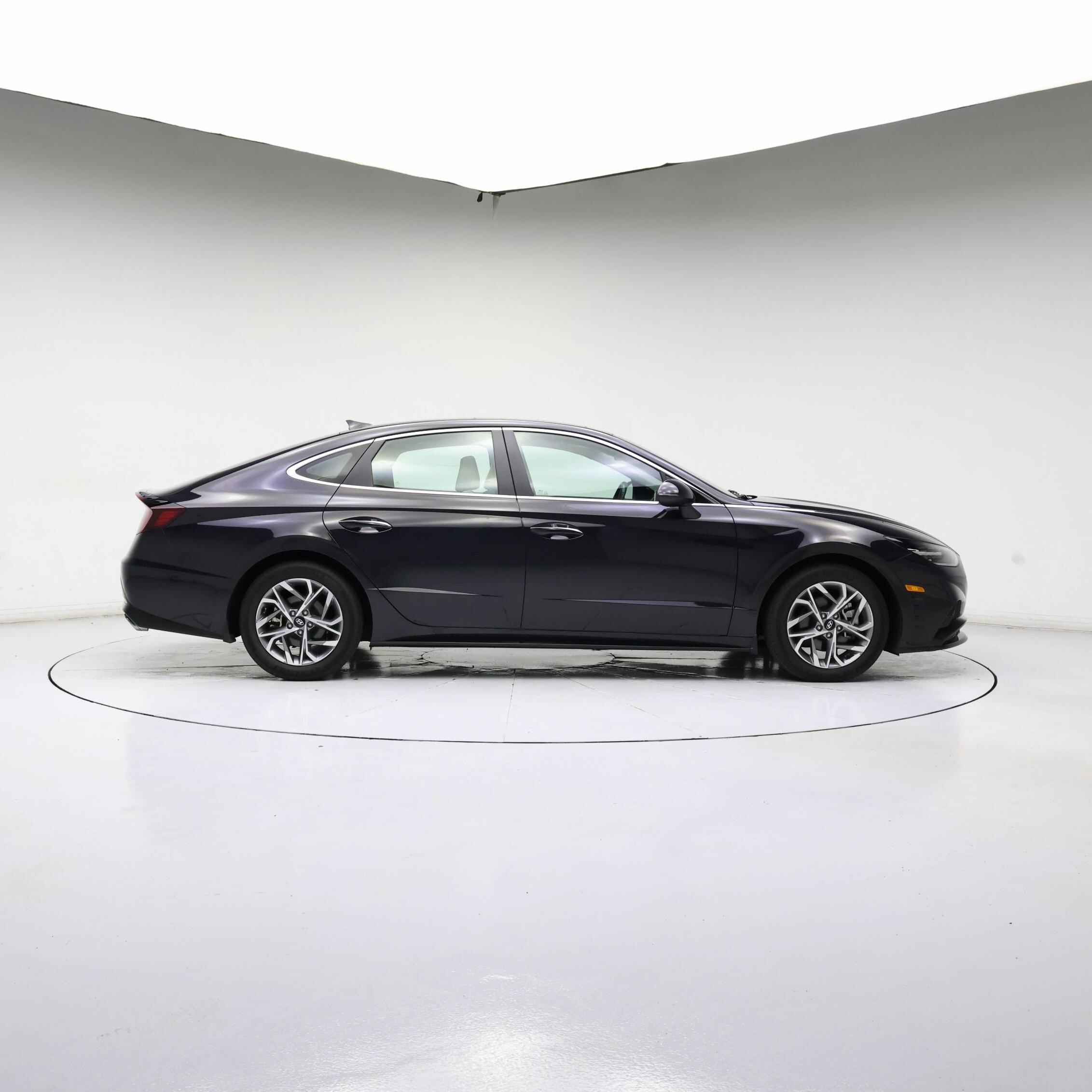 Thumbnail: 2023 Hyundai Sonata - 7