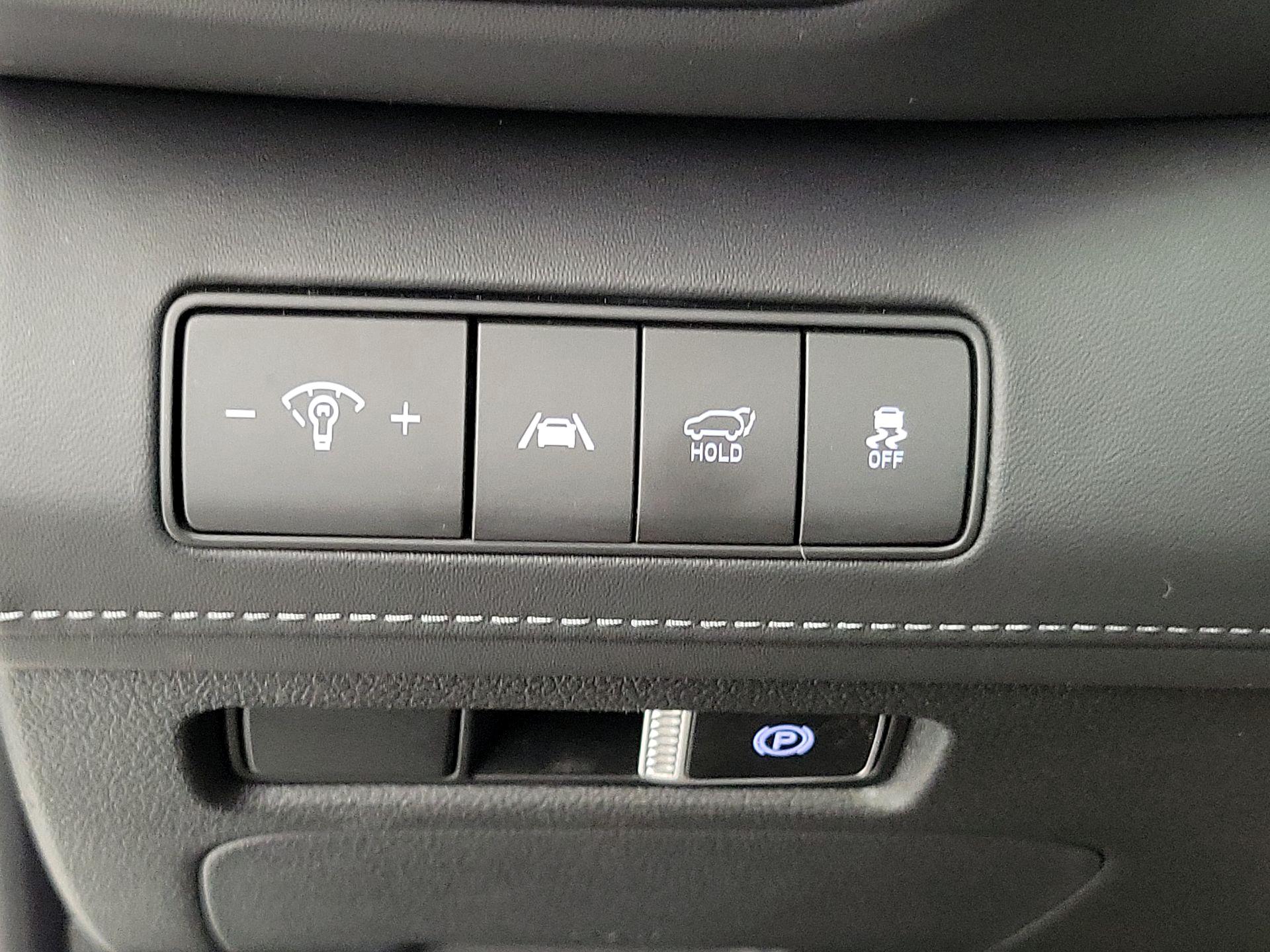 Thumbnail: 2023 Hyundai Santa Fe - 13