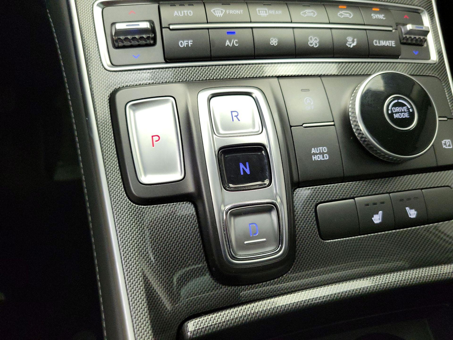 Thumbnail: 2023 Hyundai Santa Fe - 18