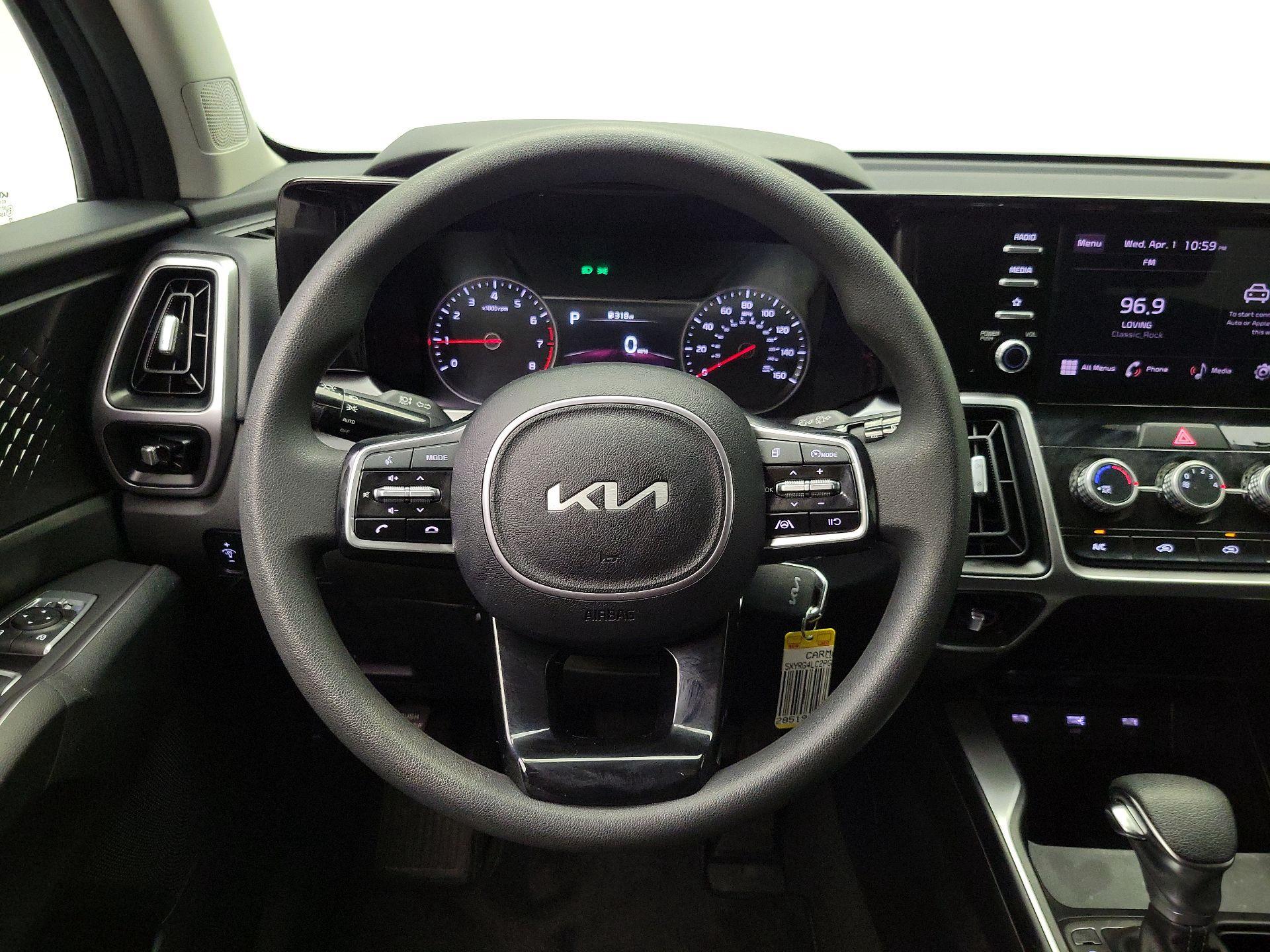 Thumbnail: 2023 Kia Sorento - 10