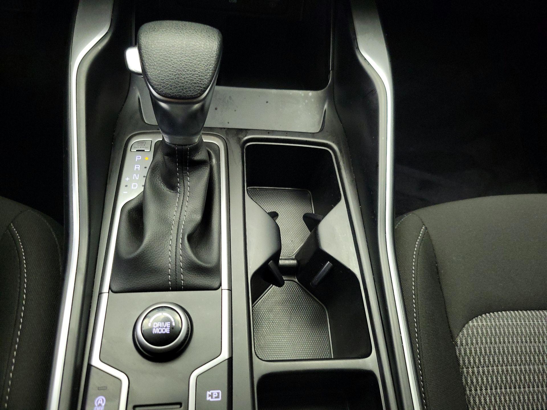 Thumbnail: 2023 Kia Sorento - 17