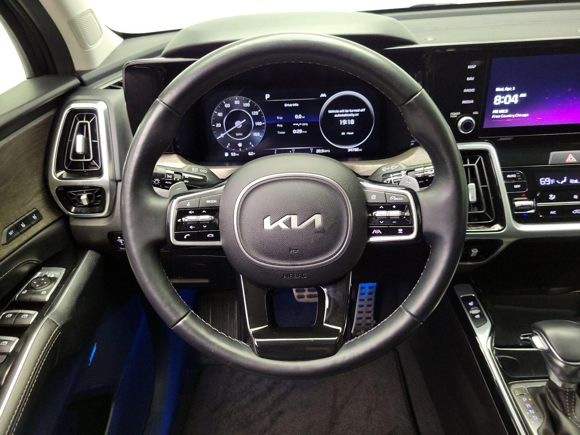 Thumbnail: 2023 Kia Sorento - 10