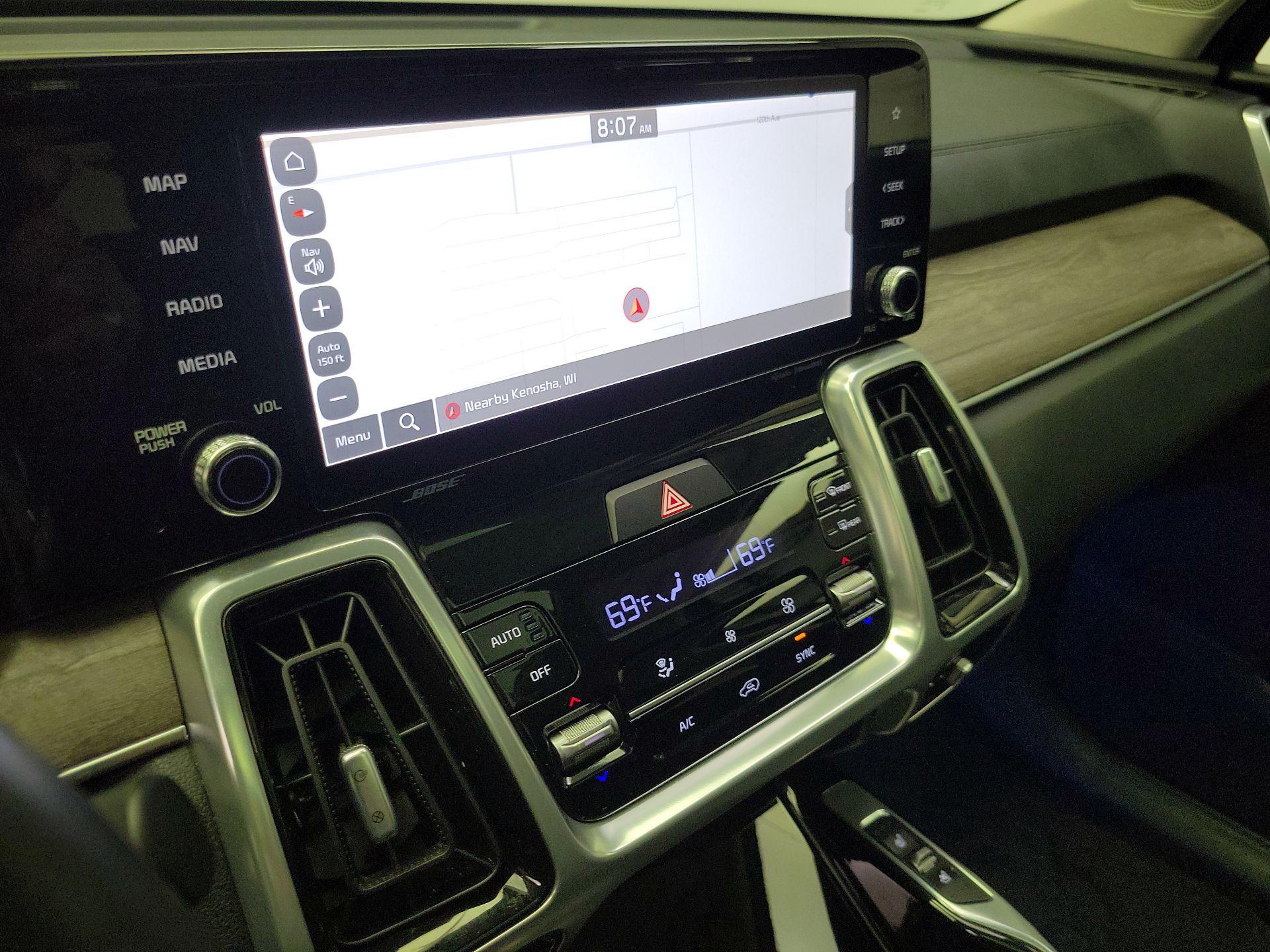 Thumbnail: 2023 Kia Sorento - 14