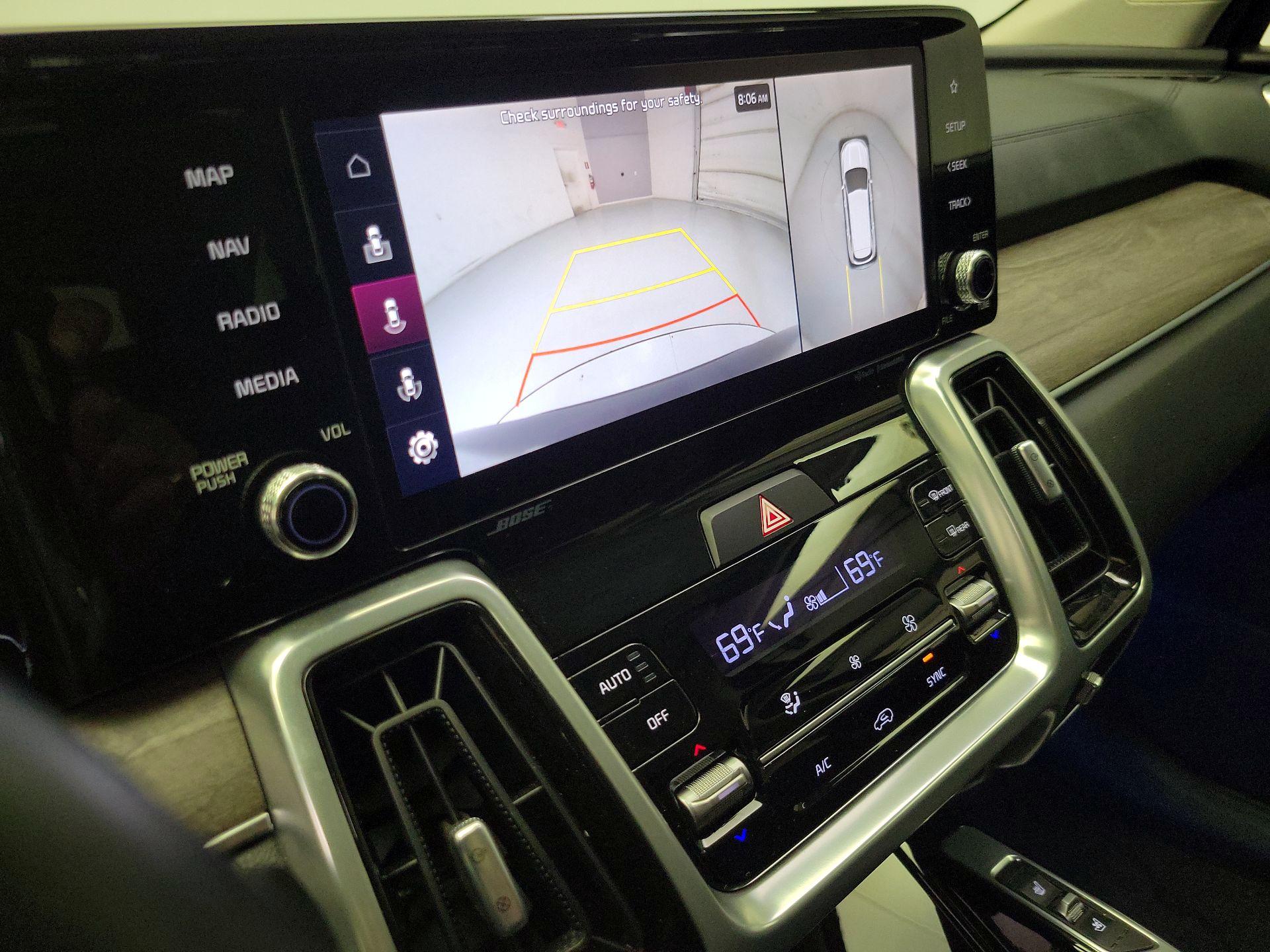 Thumbnail: 2023 Kia Sorento - 15