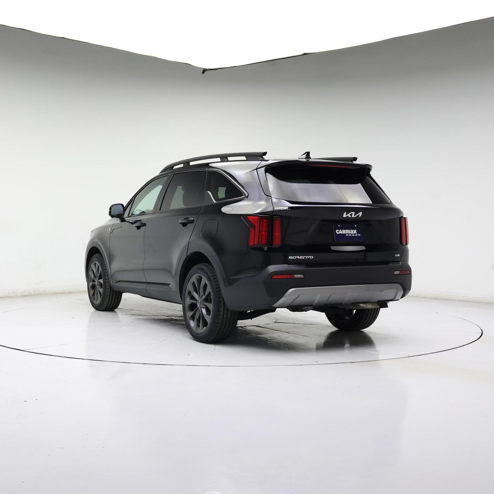 Thumbnail: 2023 Kia Sorento - 2