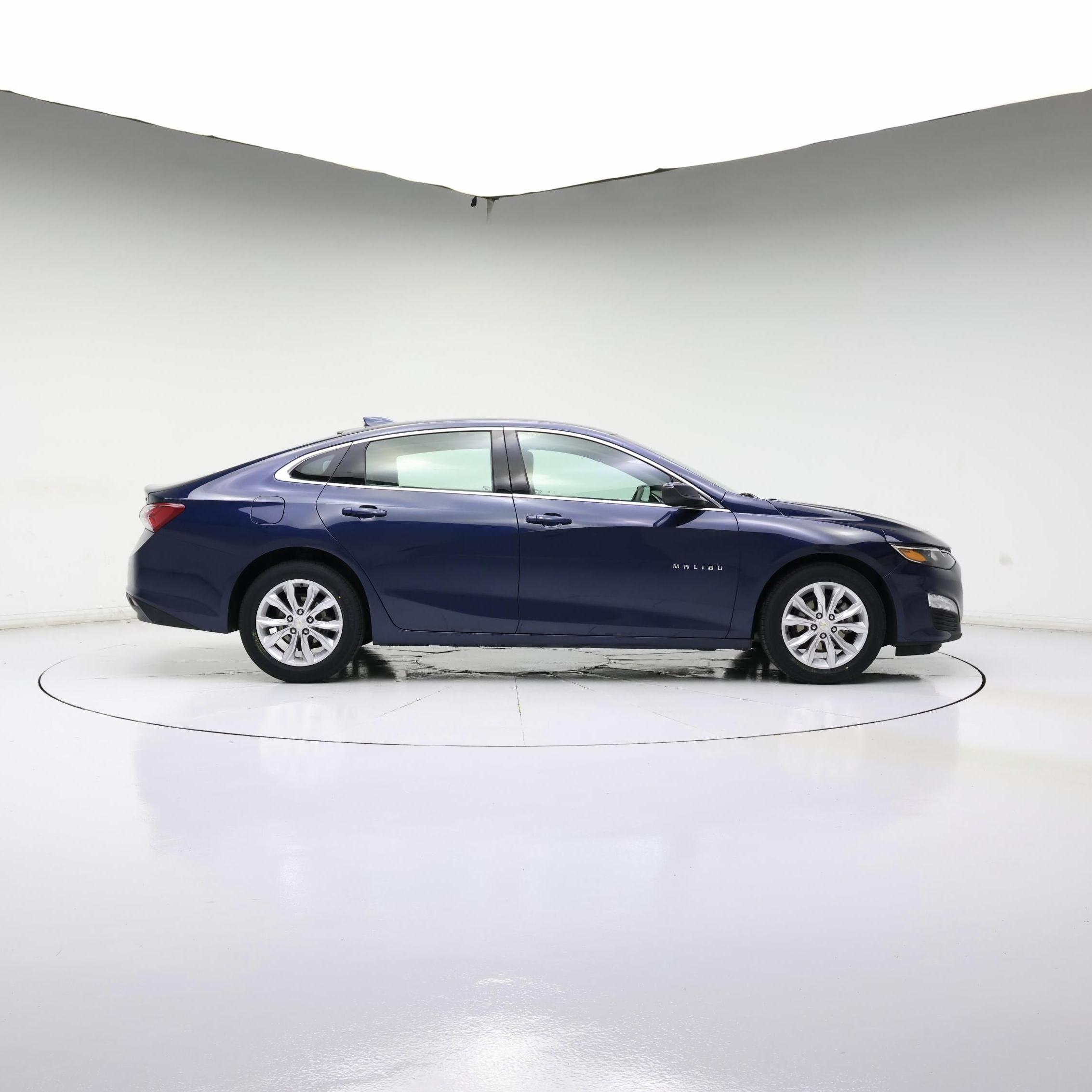Thumbnail: 2021 Chevrolet Malibu - 7