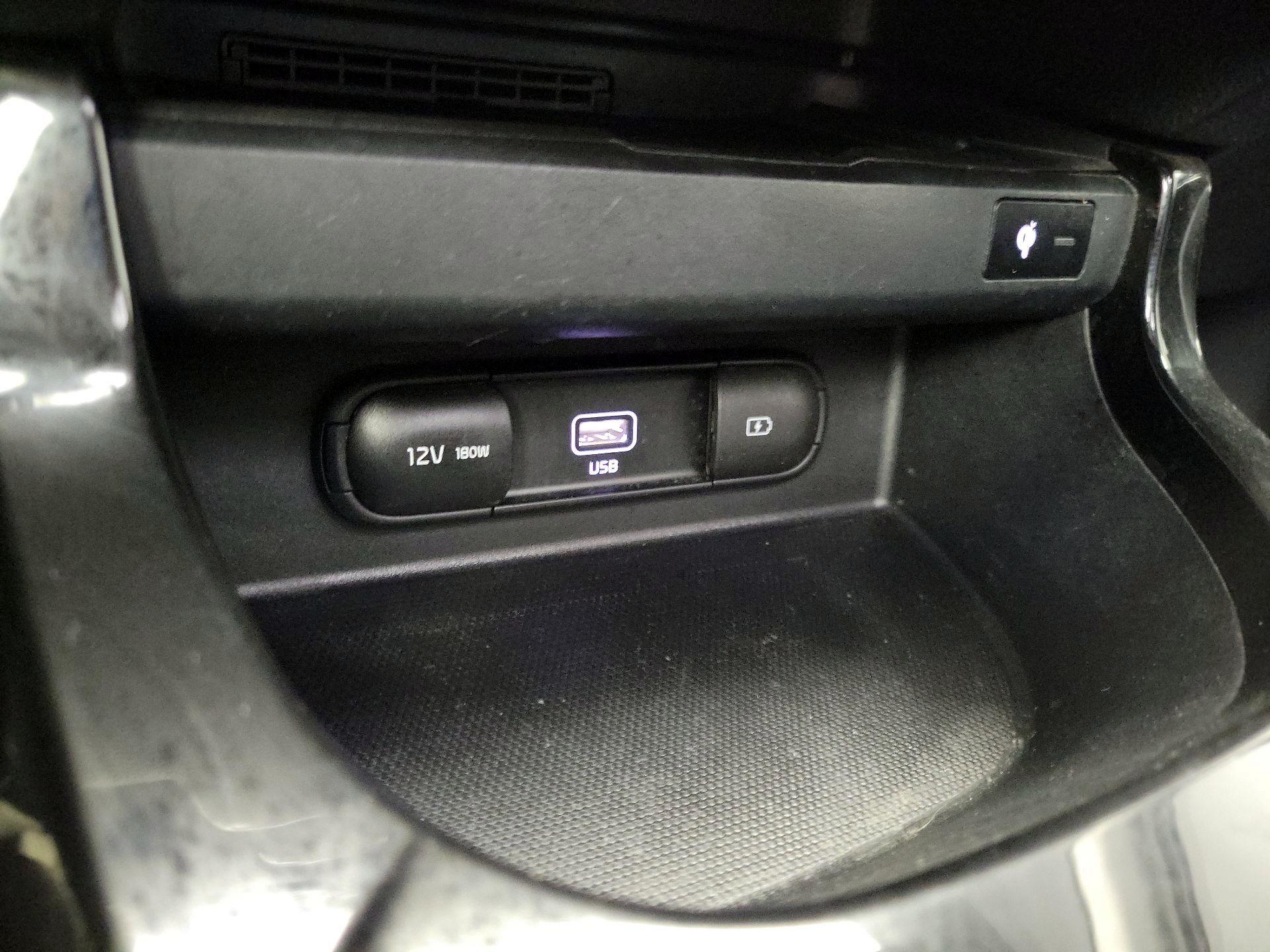 Thumbnail: 2023 Kia Seltos - 19