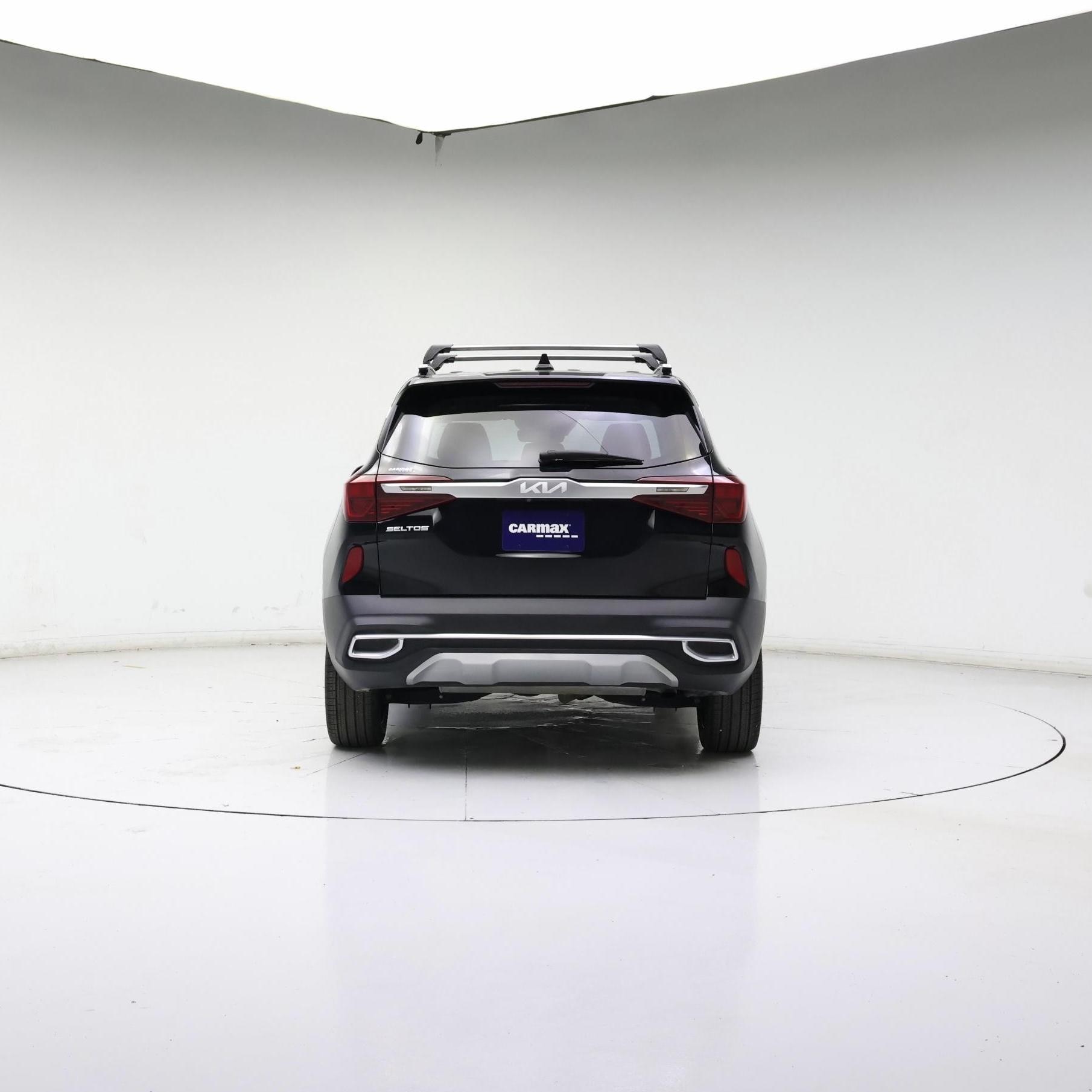 Thumbnail: 2023 Kia Seltos - 6