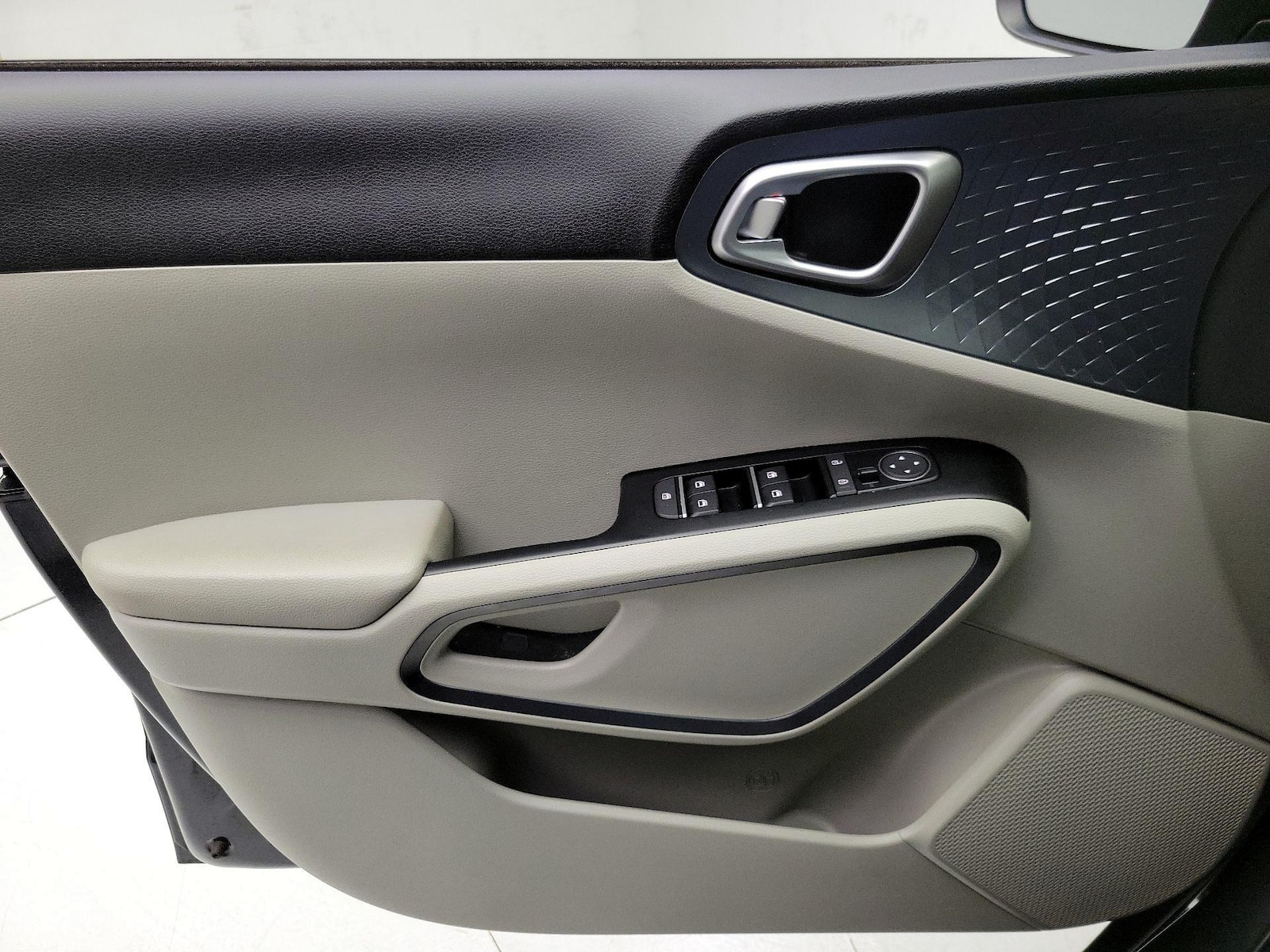 2021 Kia Soul S - Photo 13