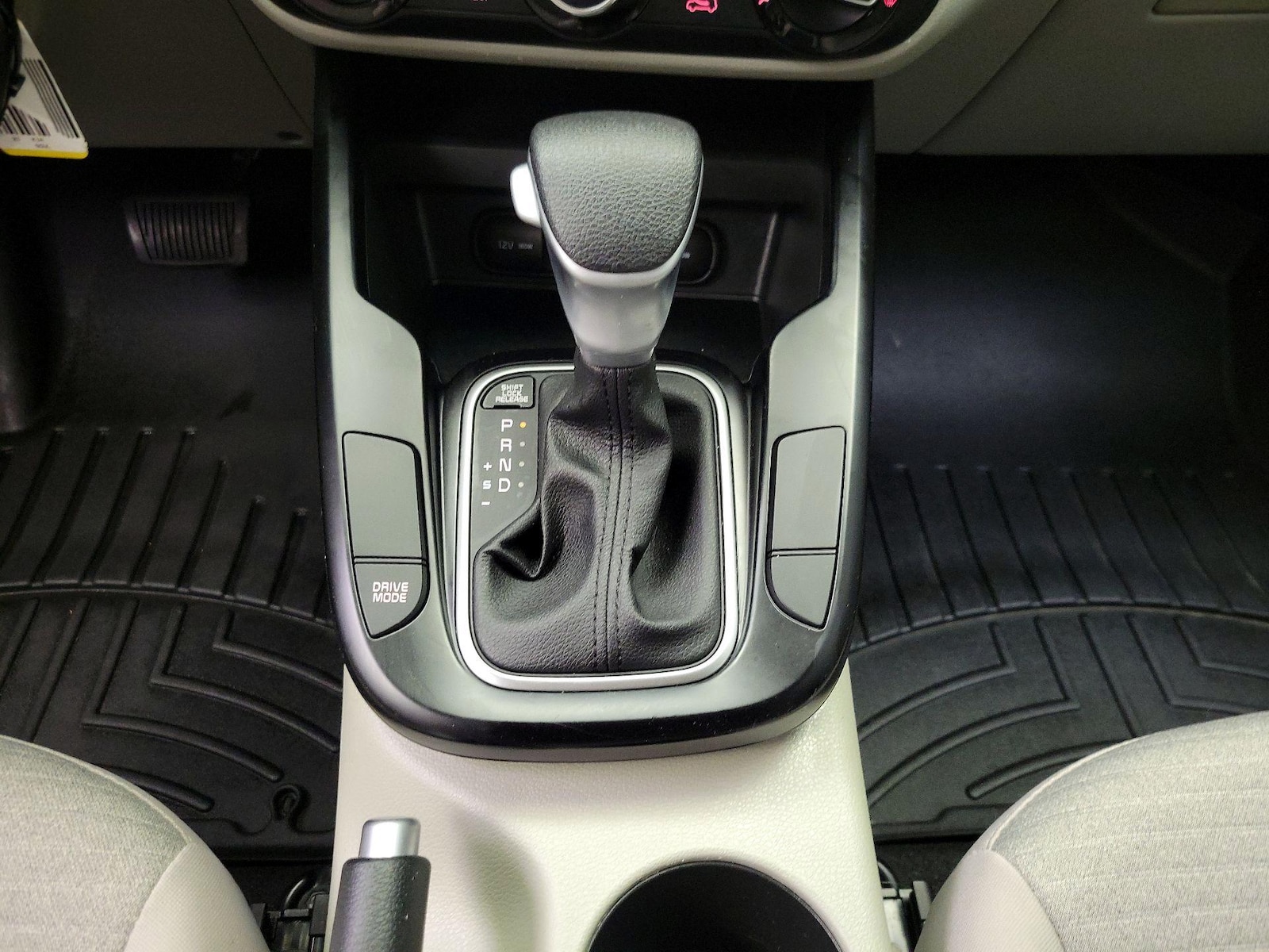 2021 Kia Soul S - Photo 17