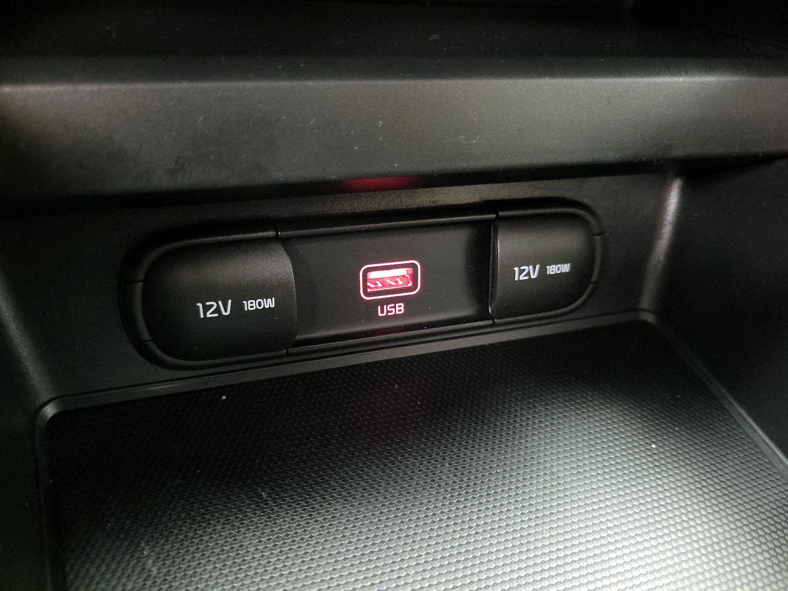 2021 Kia Soul S - Photo 18