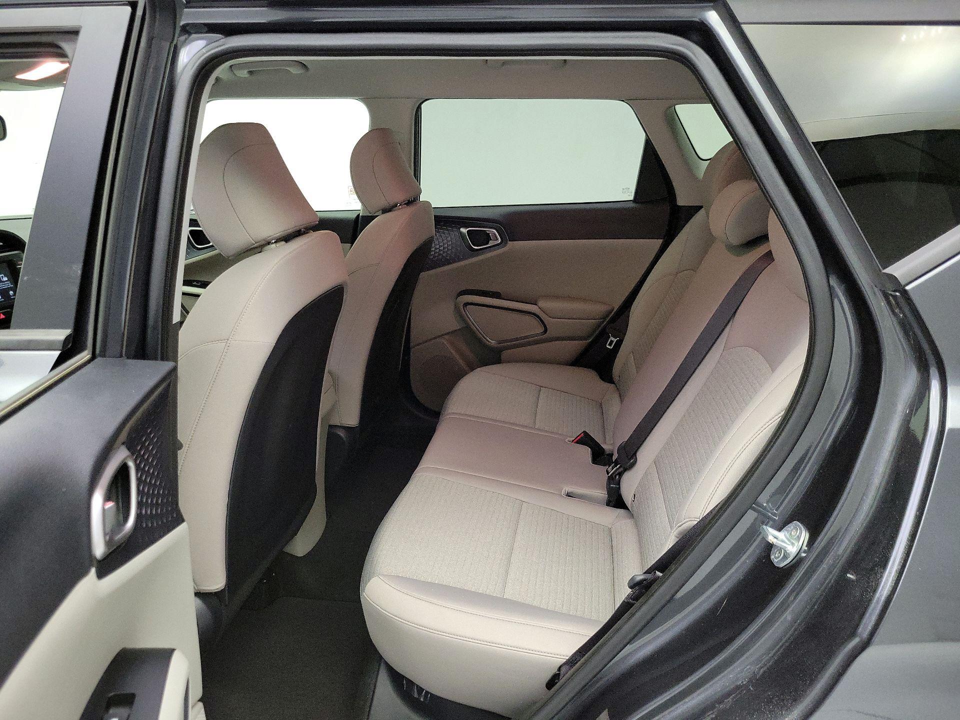 Thumbnail: 2021 Kia Soul - 18