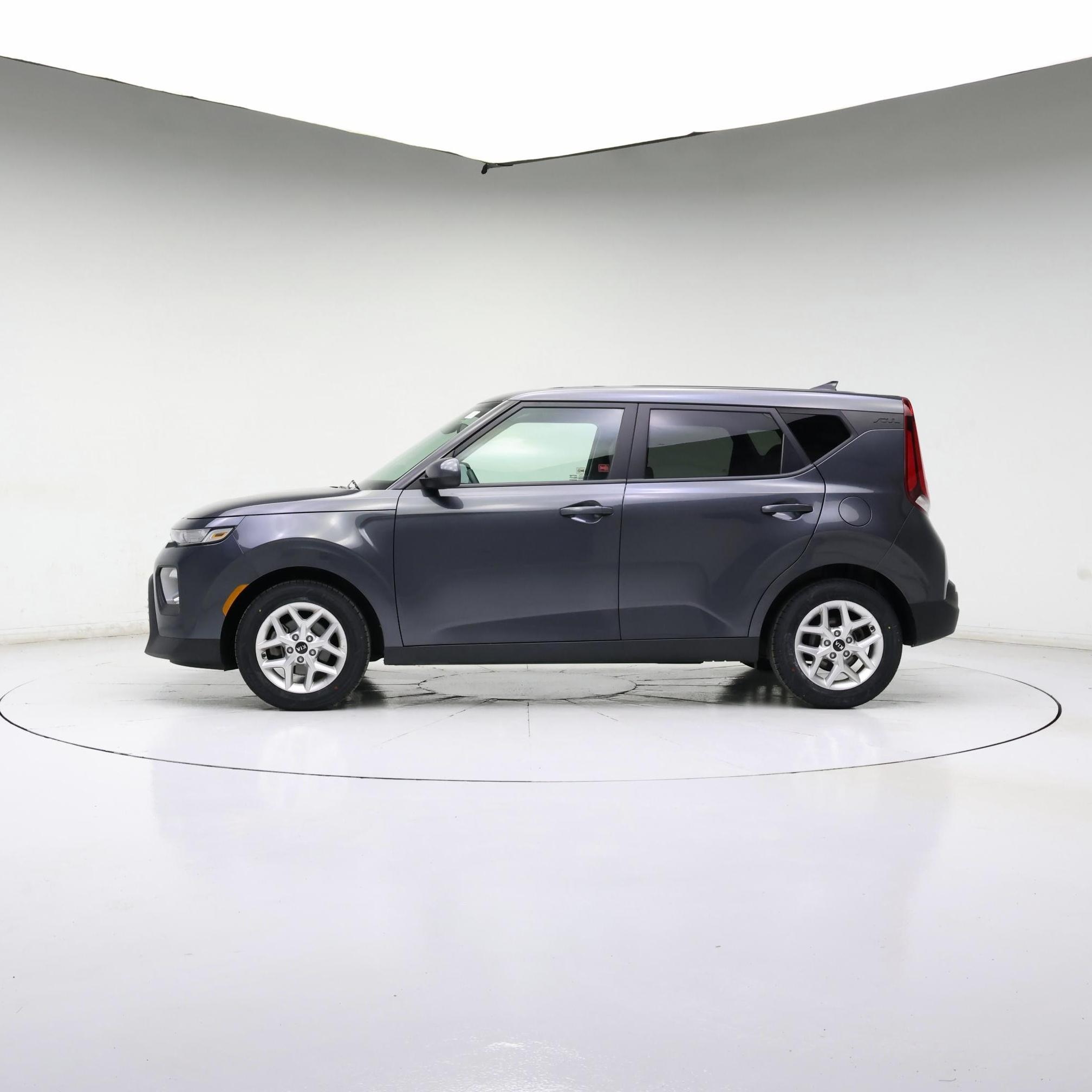 Thumbnail: 2021 Kia Soul - 3