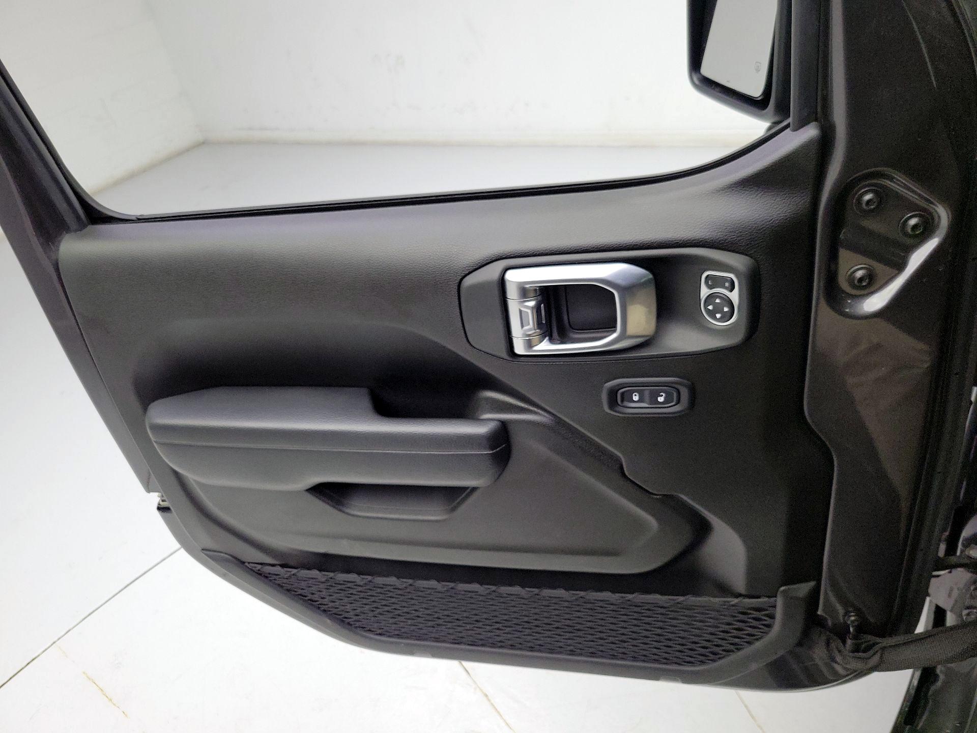 Thumbnail: 2024 Jeep Wrangler - 12