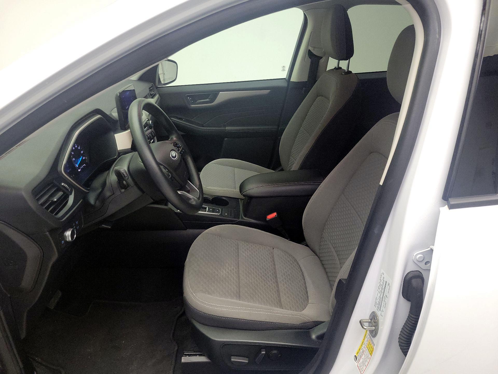 Thumbnail: 2022 Ford Escape - 11