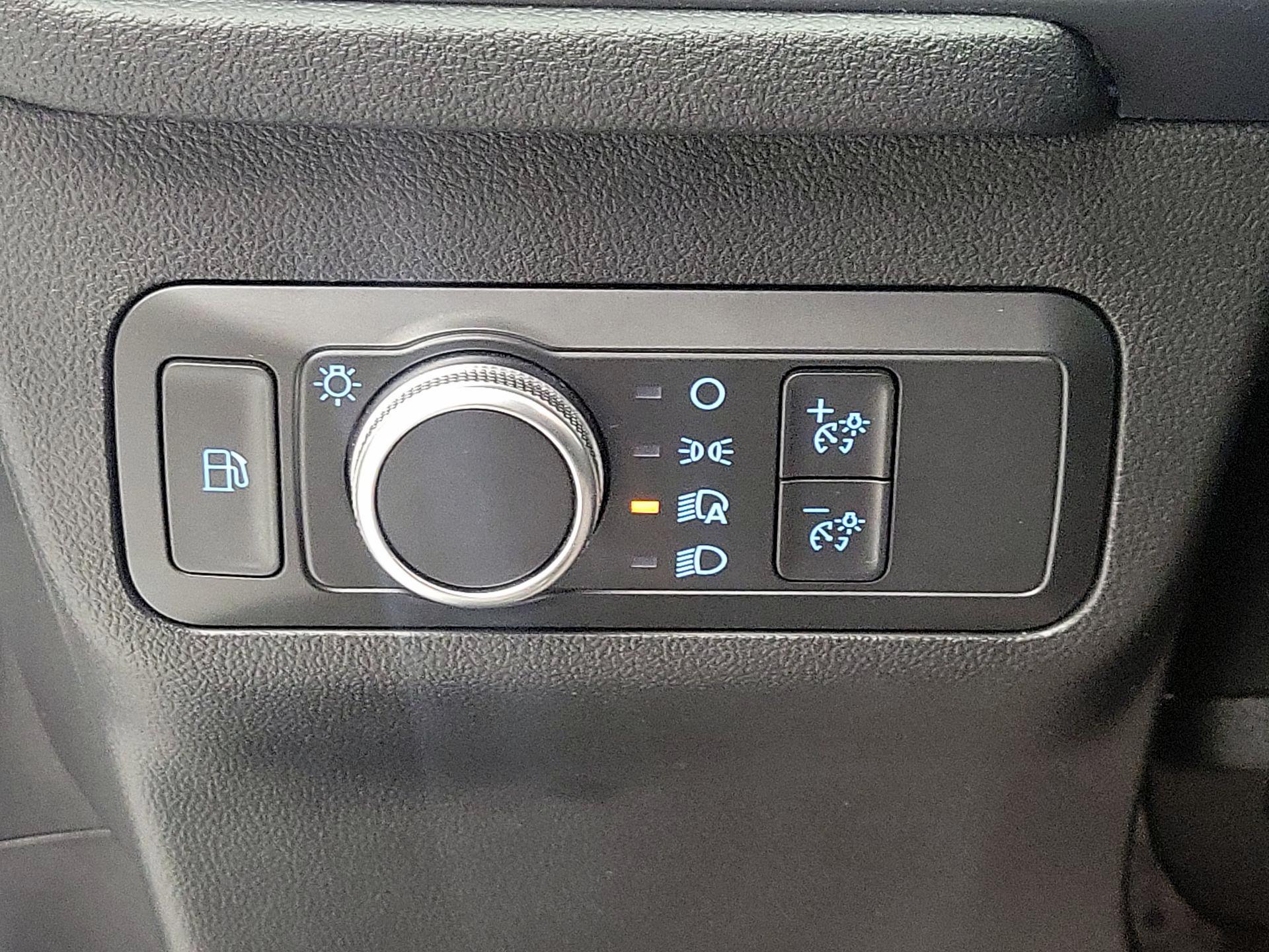 Thumbnail: 2022 Ford Escape - 13