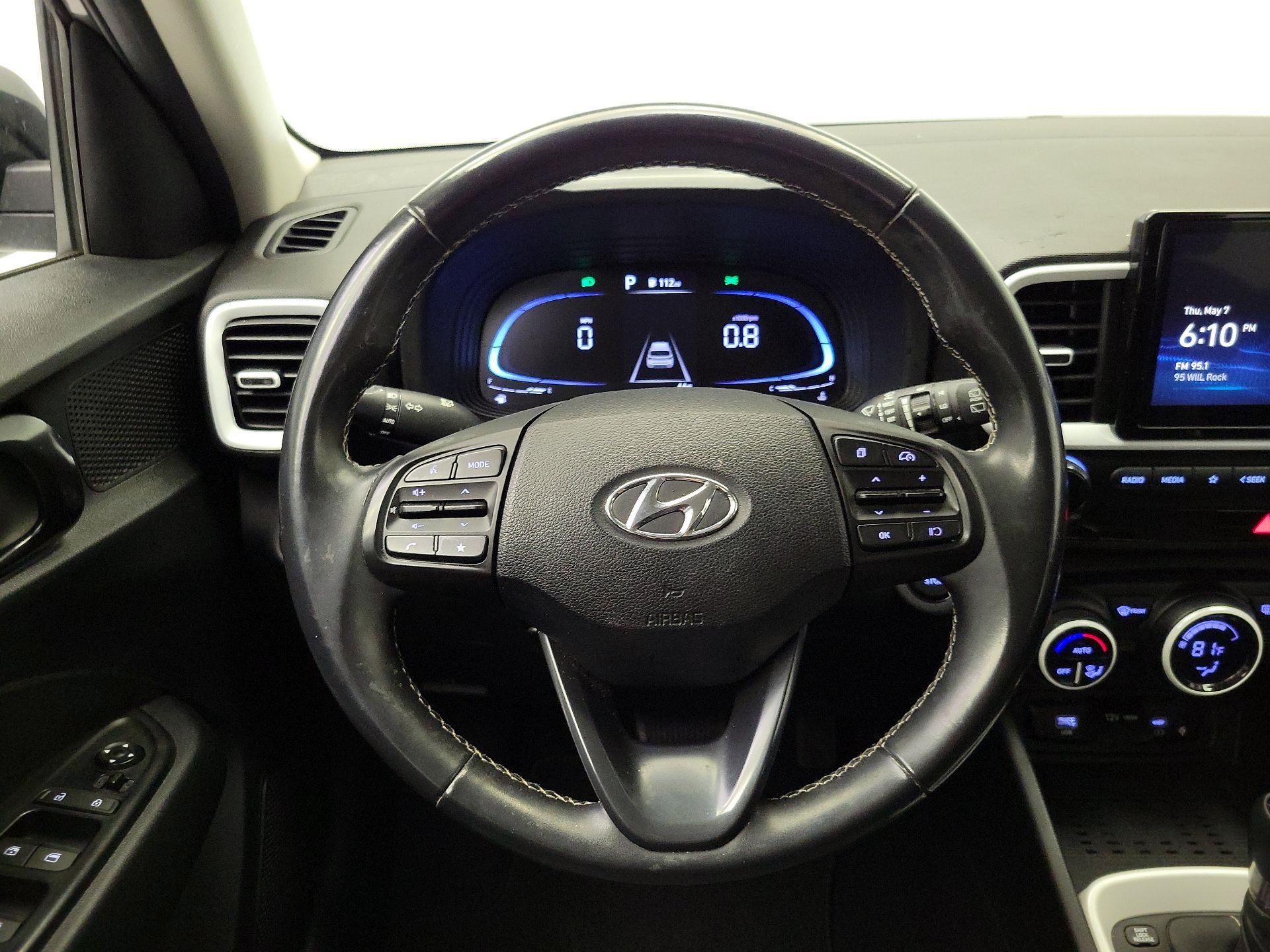Thumbnail: 2024 Hyundai Venue - 10