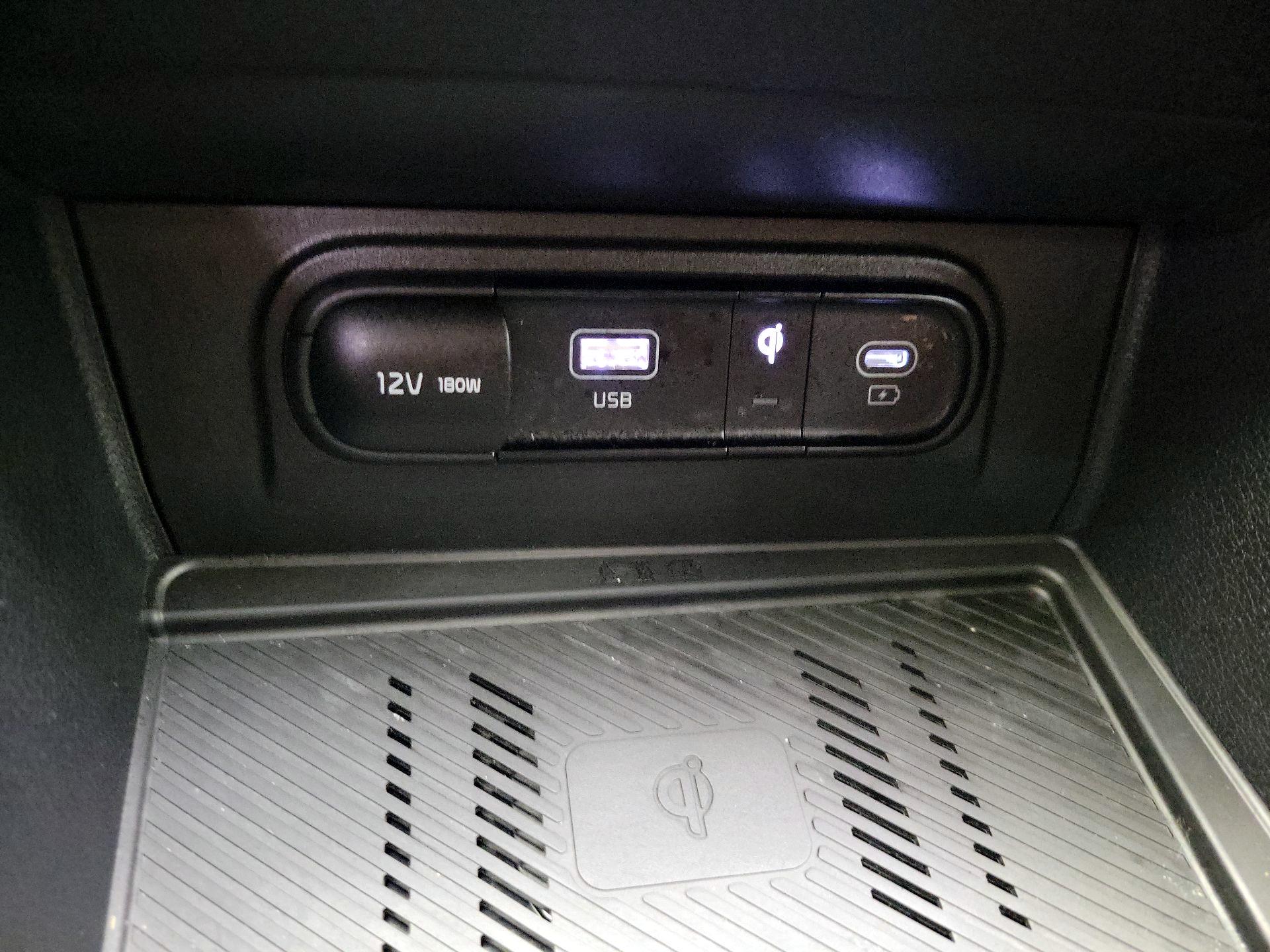 Thumbnail: 2023 Kia Sportage - 19