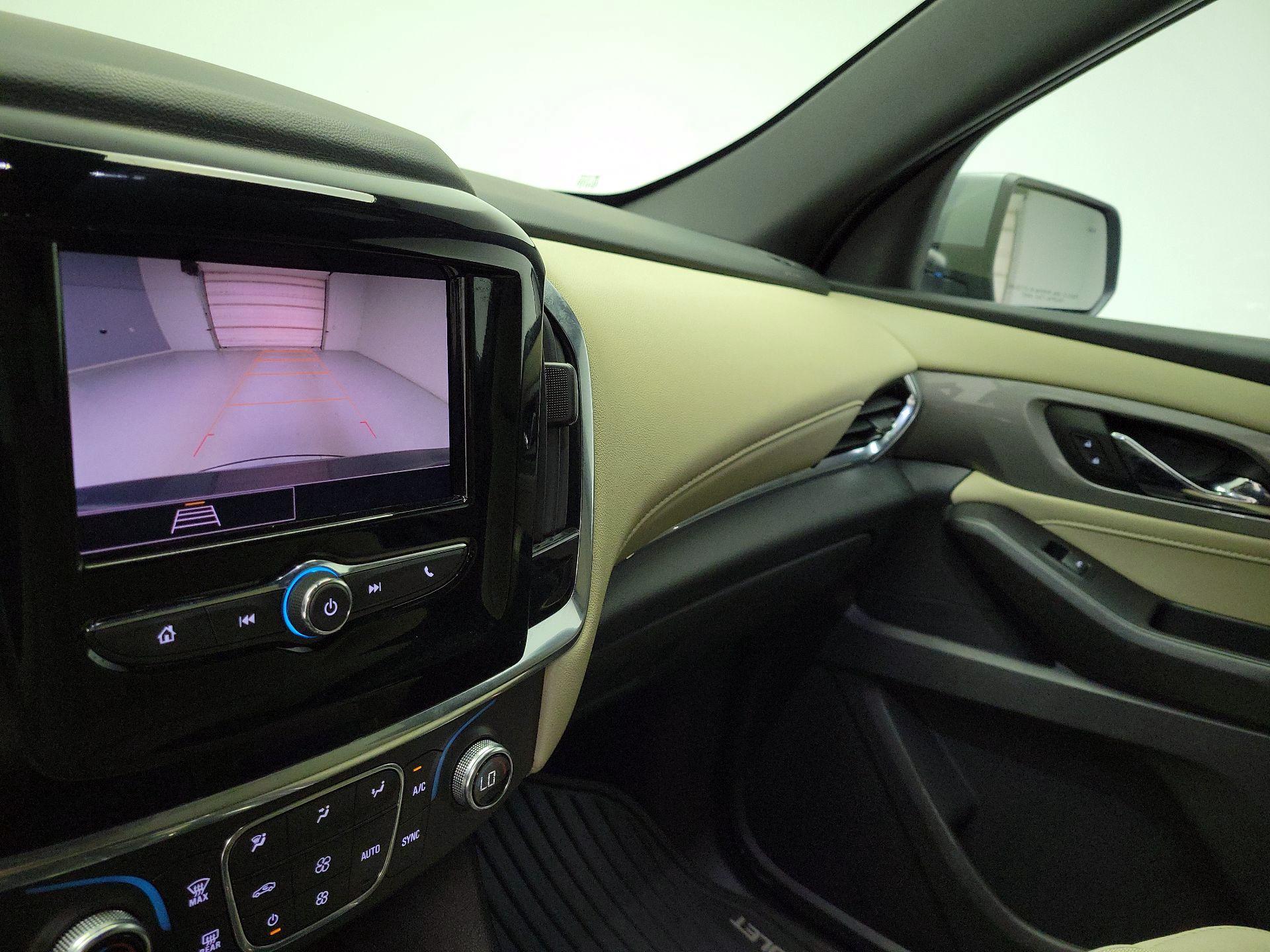 Thumbnail: 2023 Chevrolet Traverse - 14