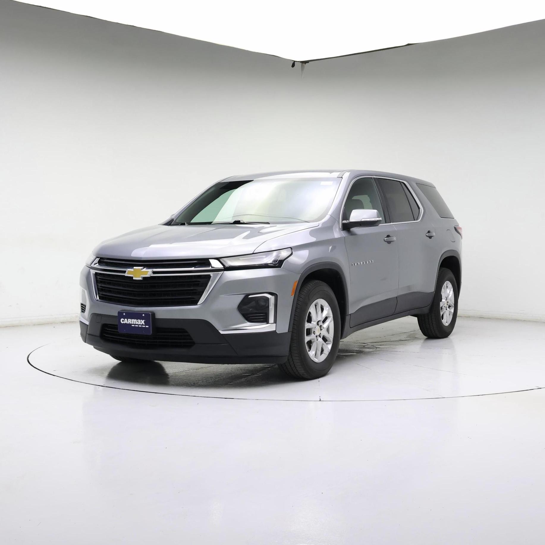 Thumbnail: 2023 Chevrolet Traverse - 4