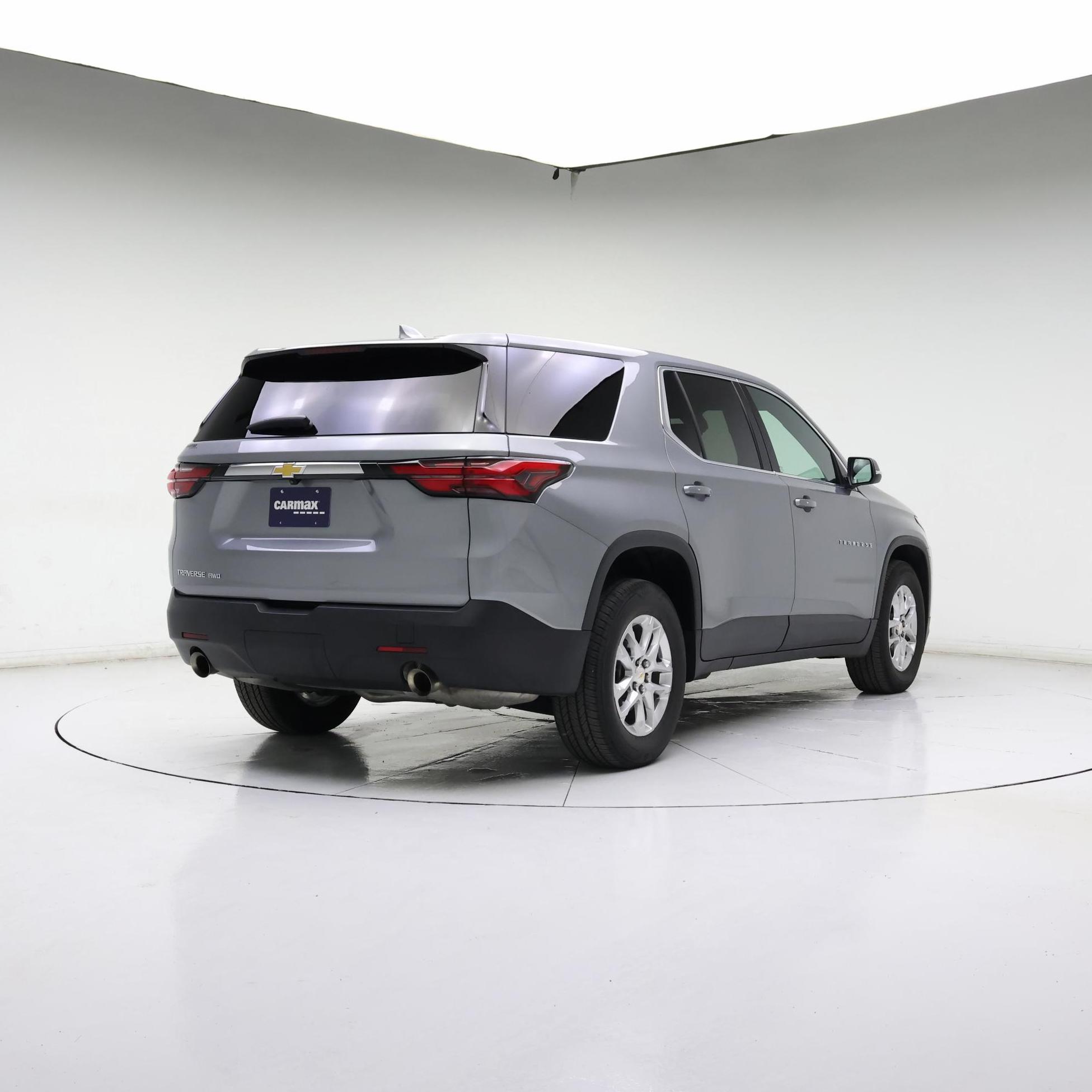 Thumbnail: 2023 Chevrolet Traverse - 8