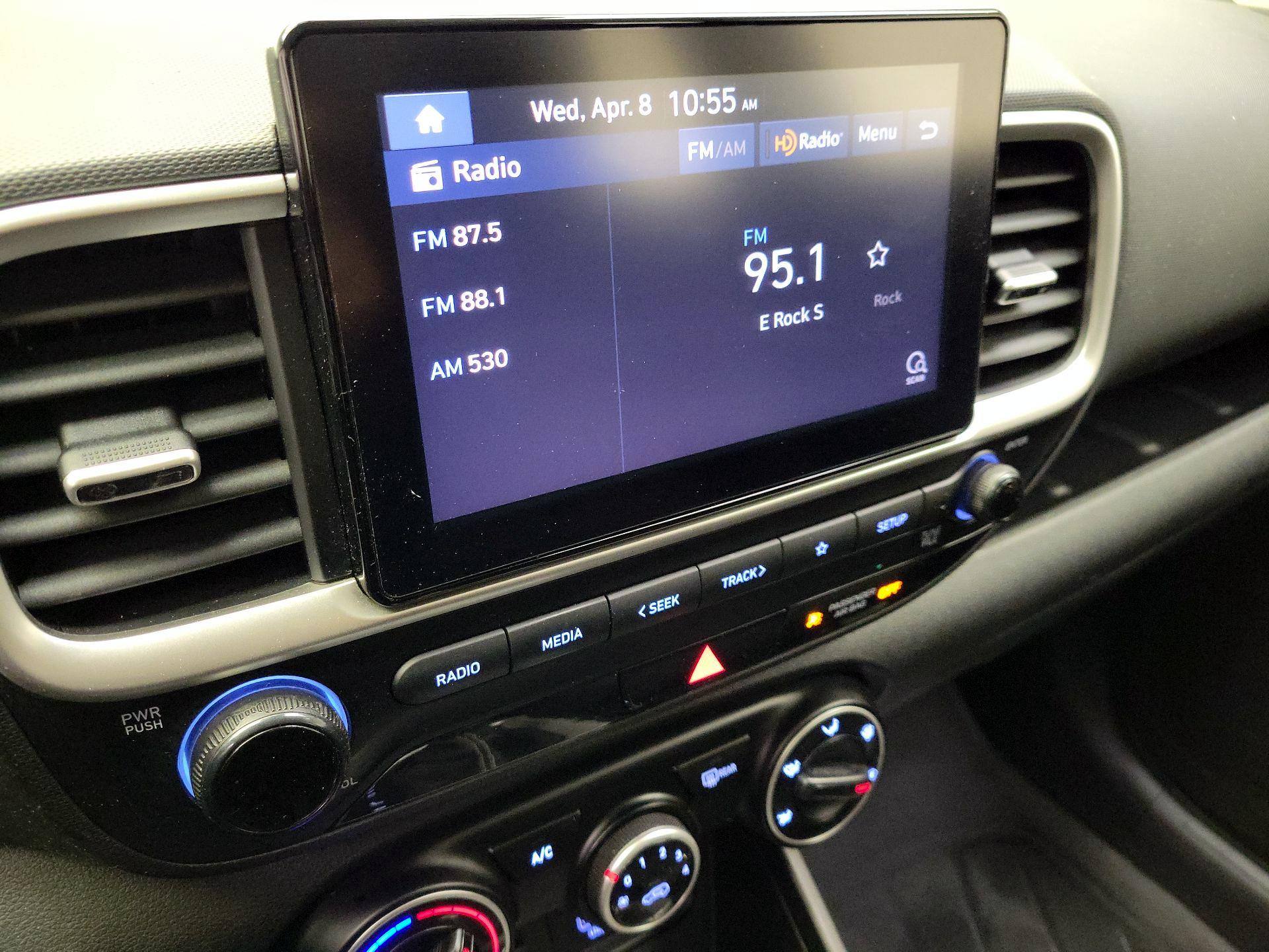 Thumbnail: 2021 Hyundai Venue - 15