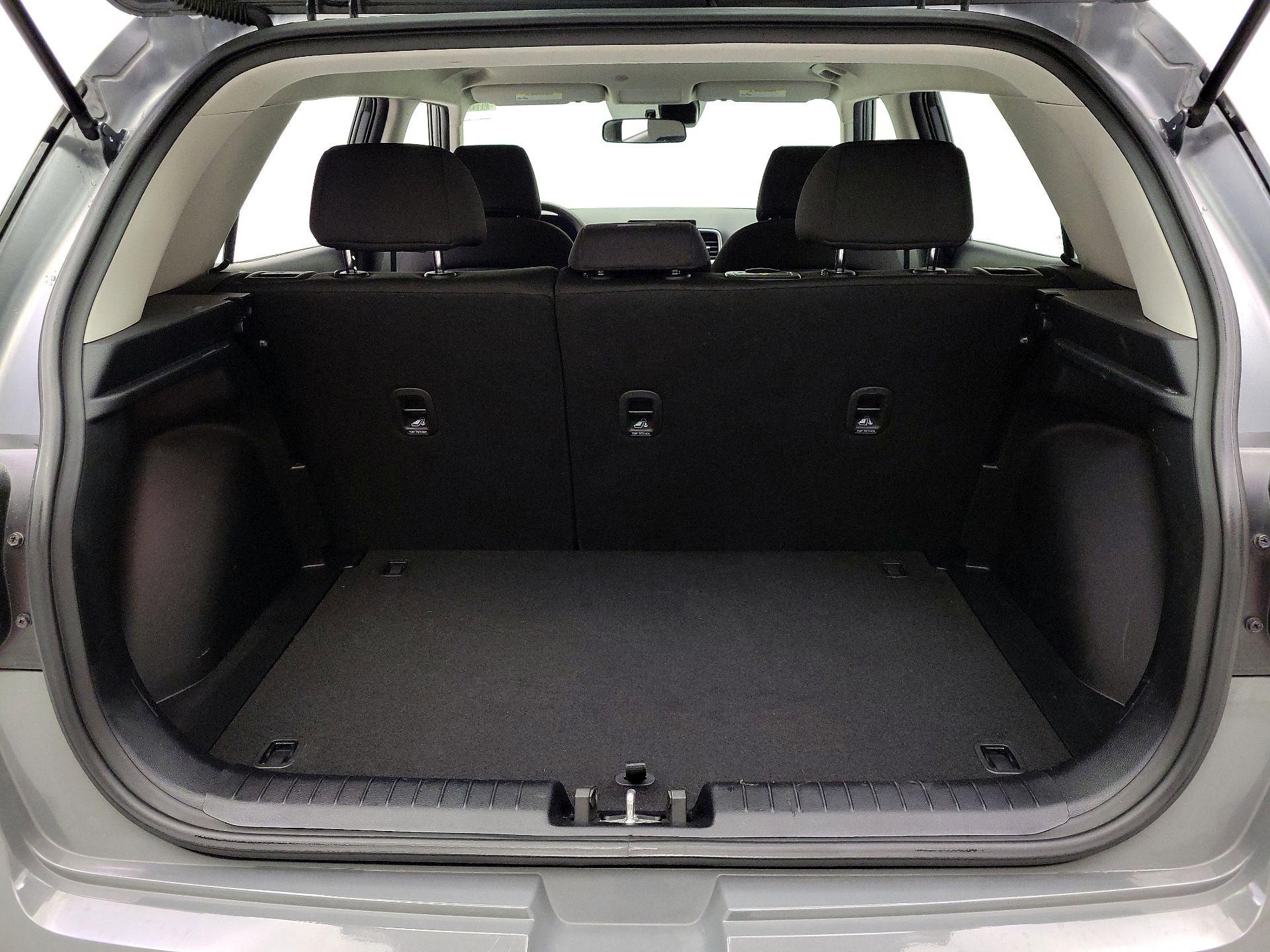 Thumbnail: 2021 Hyundai Venue - 20