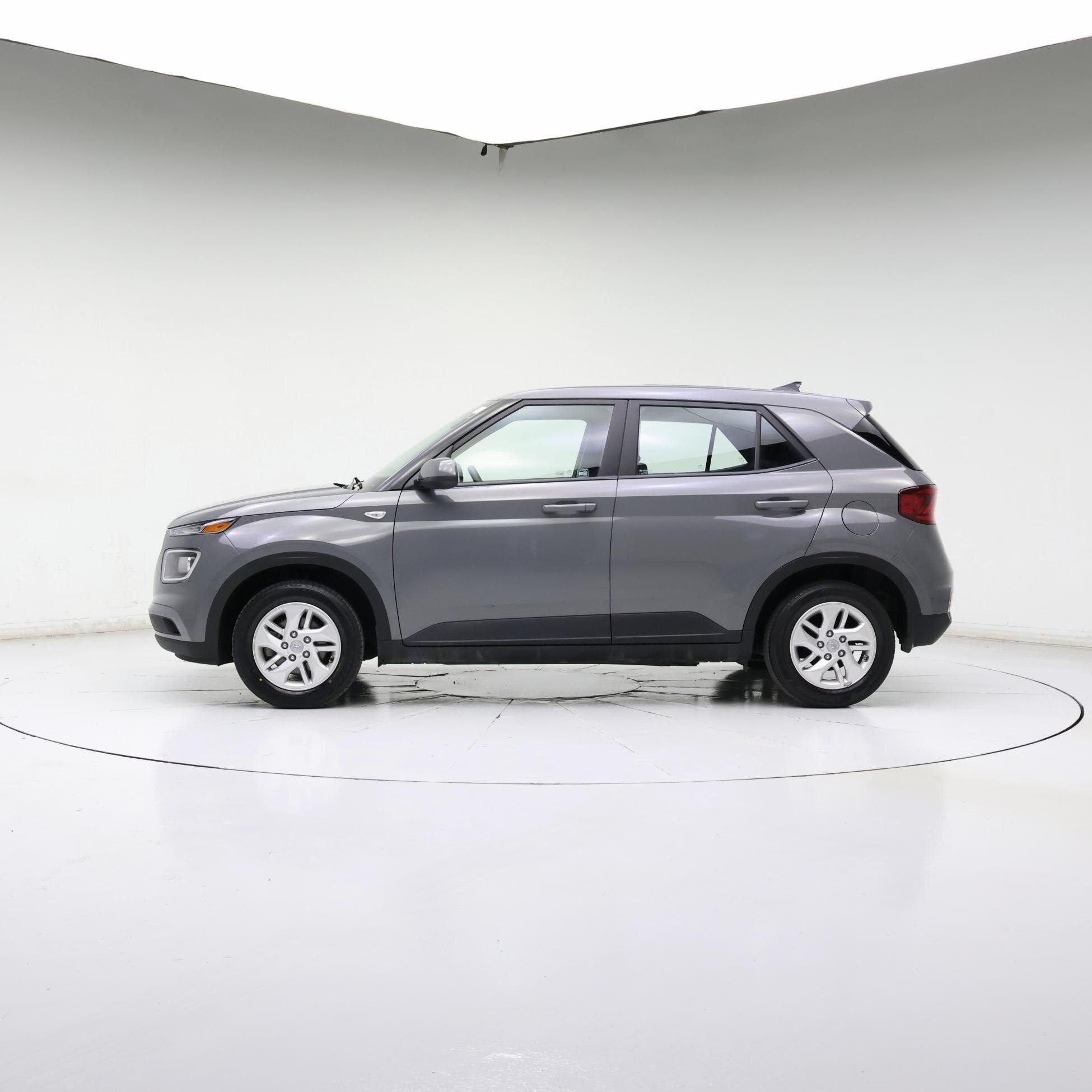 Thumbnail: 2021 Hyundai Venue - 3