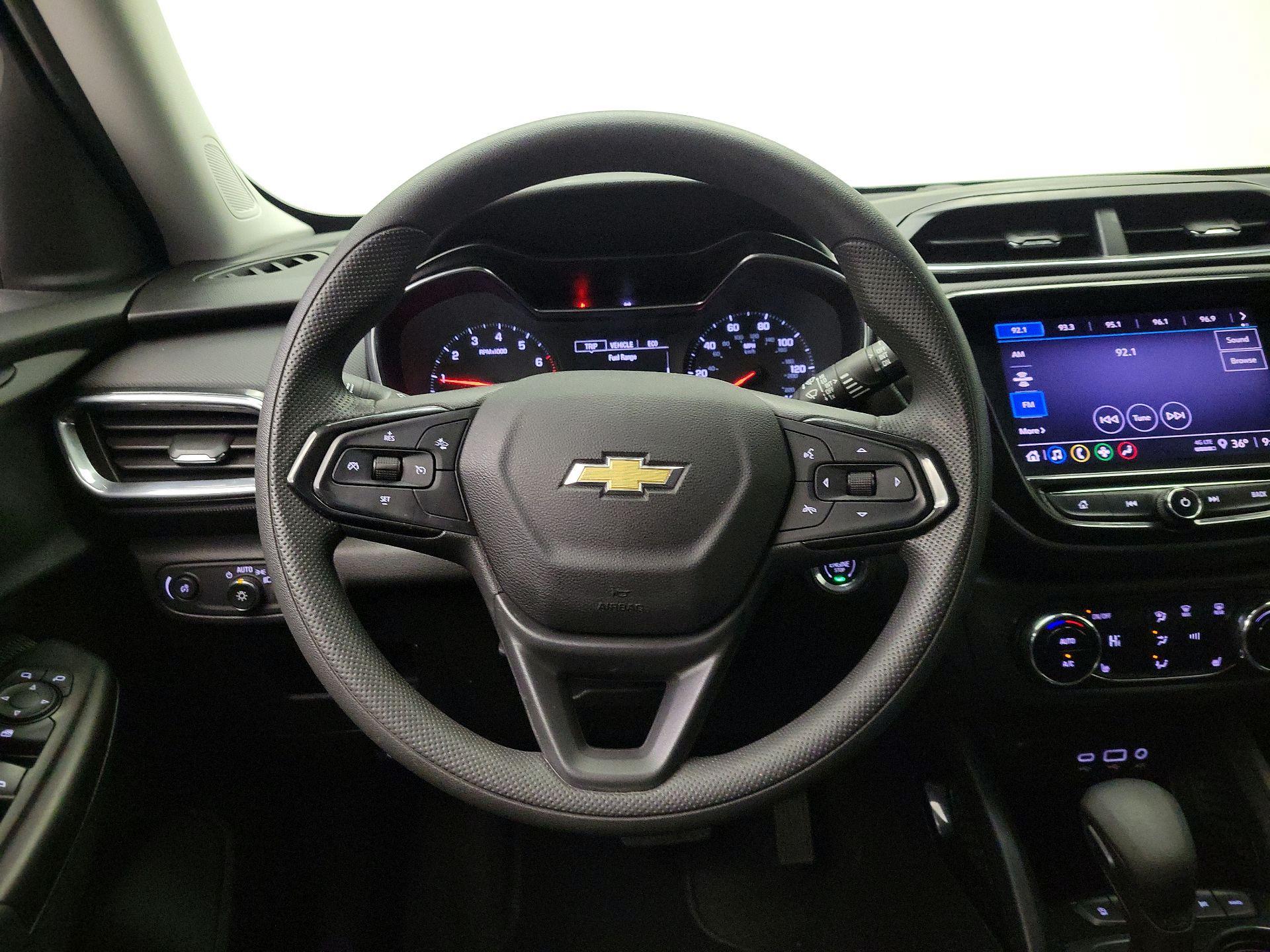 Thumbnail: 2022 Chevrolet TrailBlazer - 10