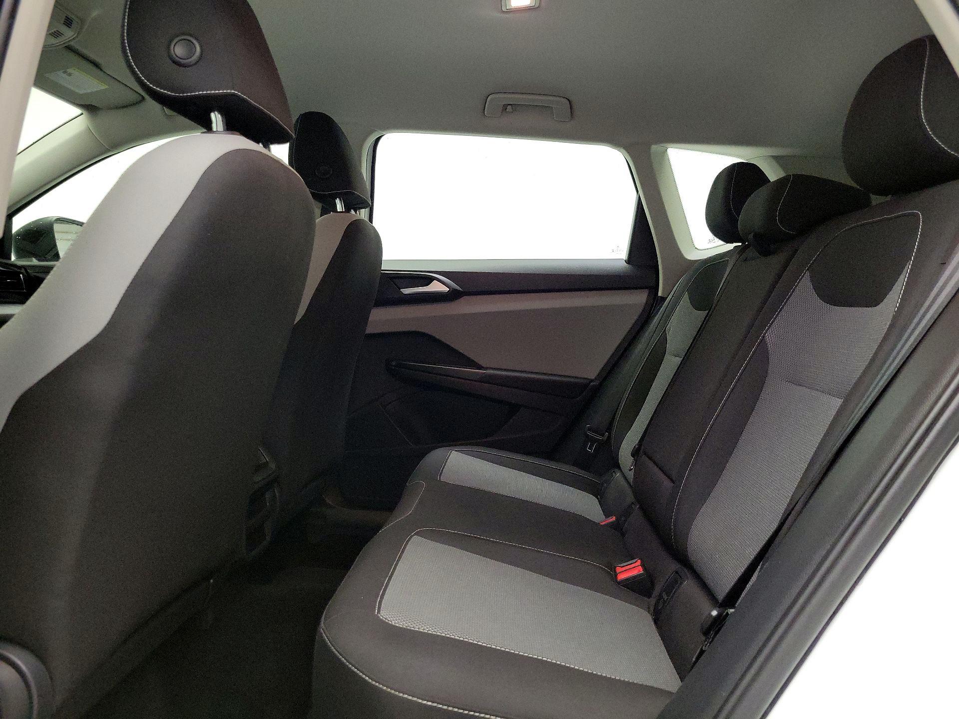 Thumbnail: 2022 Volkswagen Taos - 19