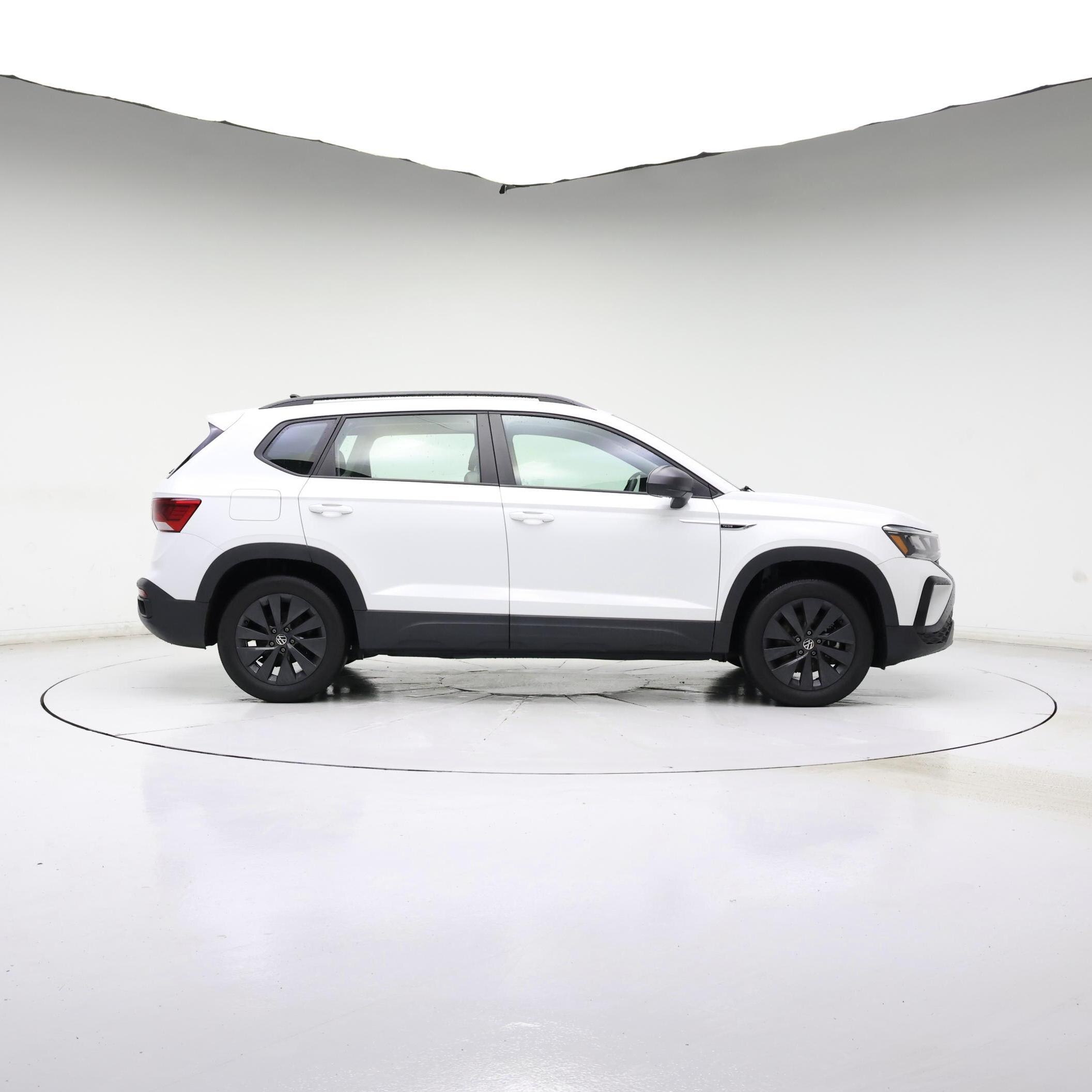 Thumbnail: 2022 Volkswagen Taos - 7