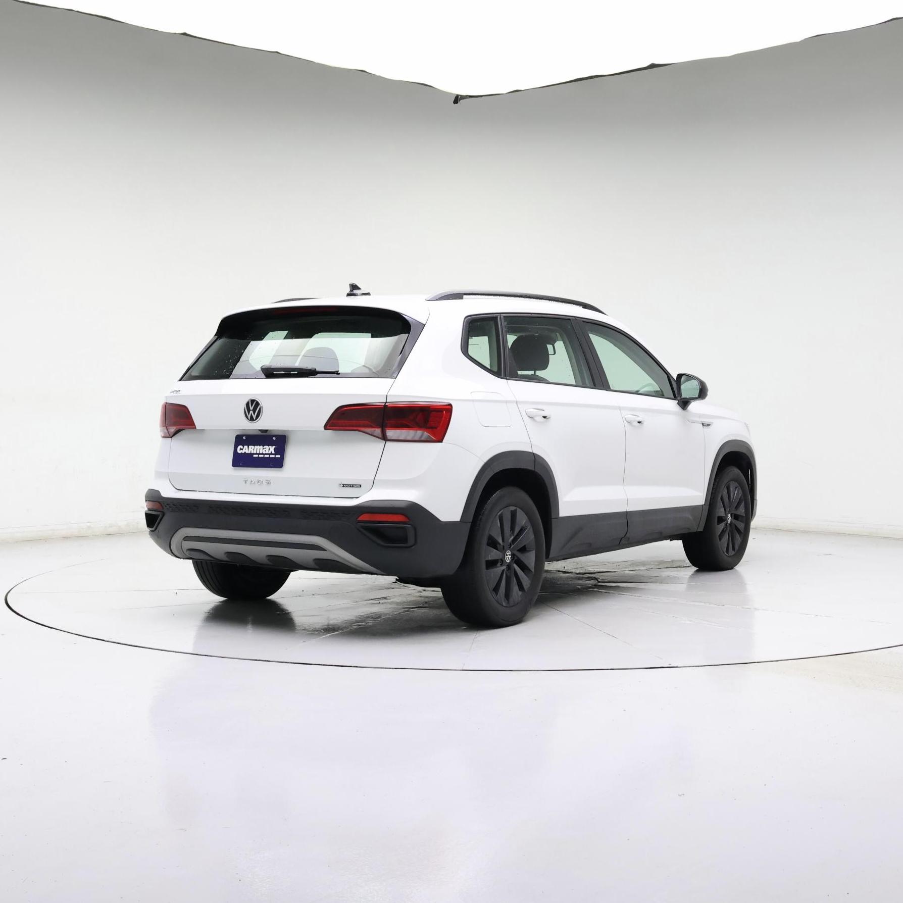 Thumbnail: 2022 Volkswagen Taos - 8