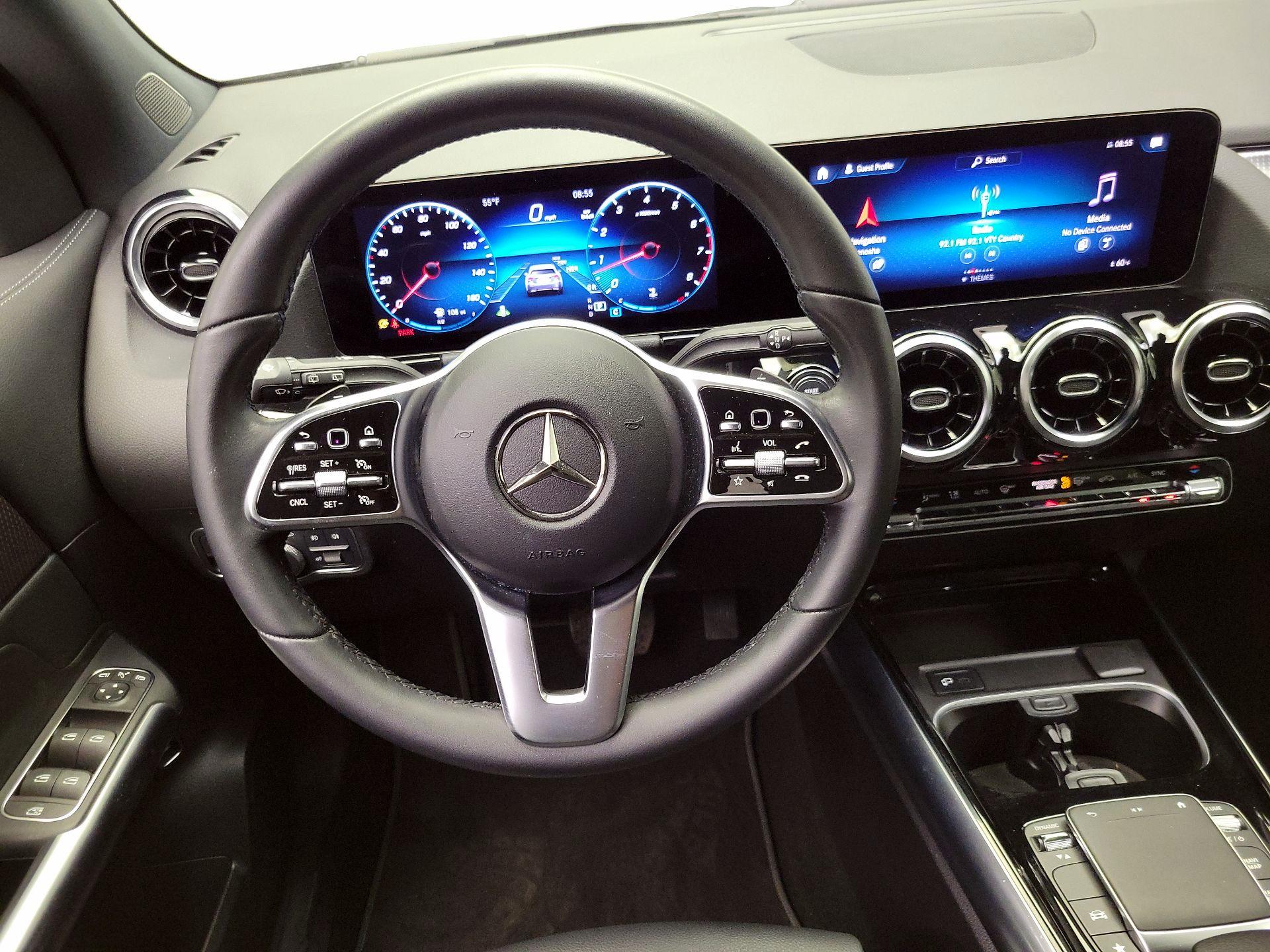 Thumbnail: 2023 Mercedes-Benz GLA - 10
