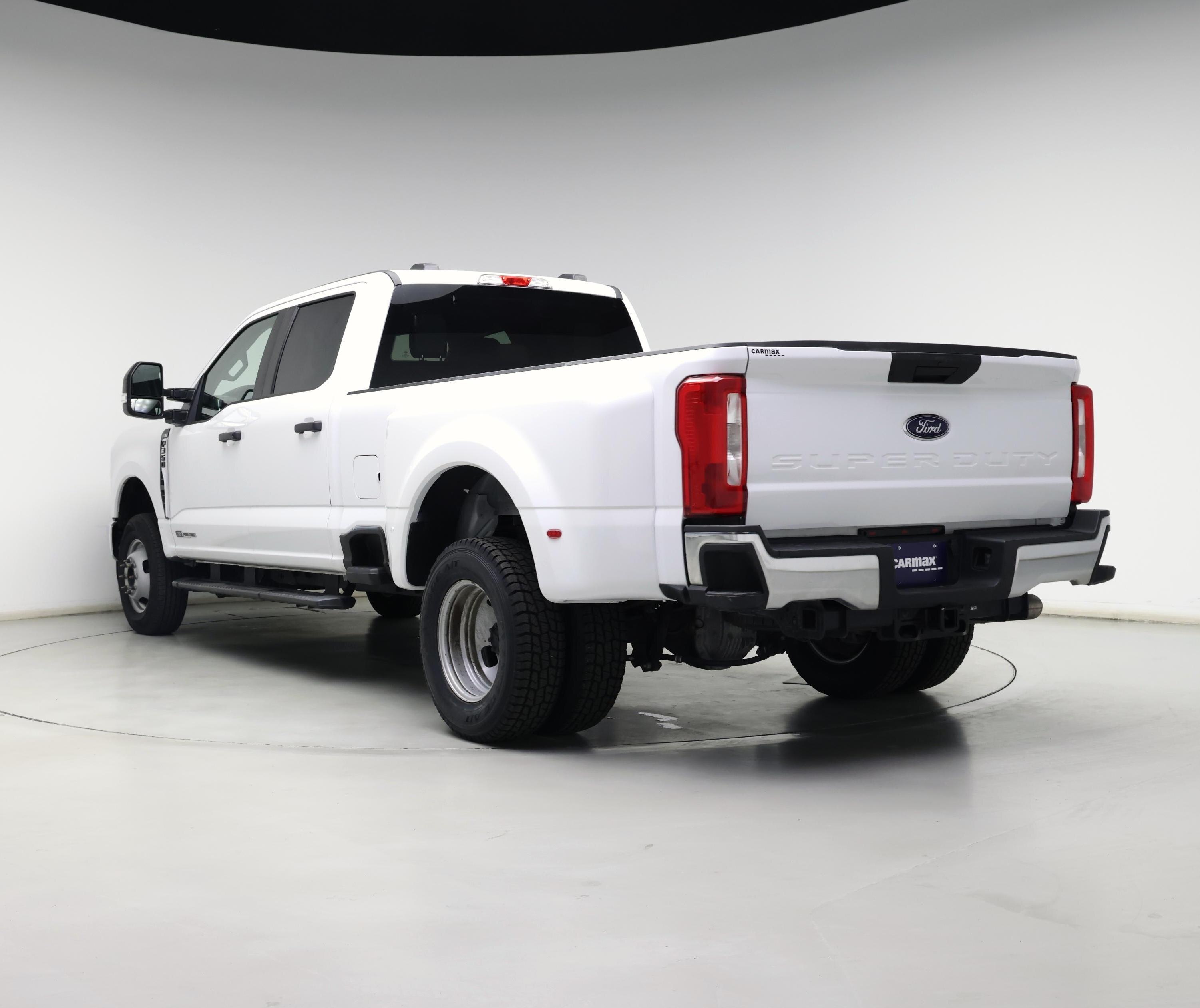 Thumbnail: 2025 Ford F-350 - 2