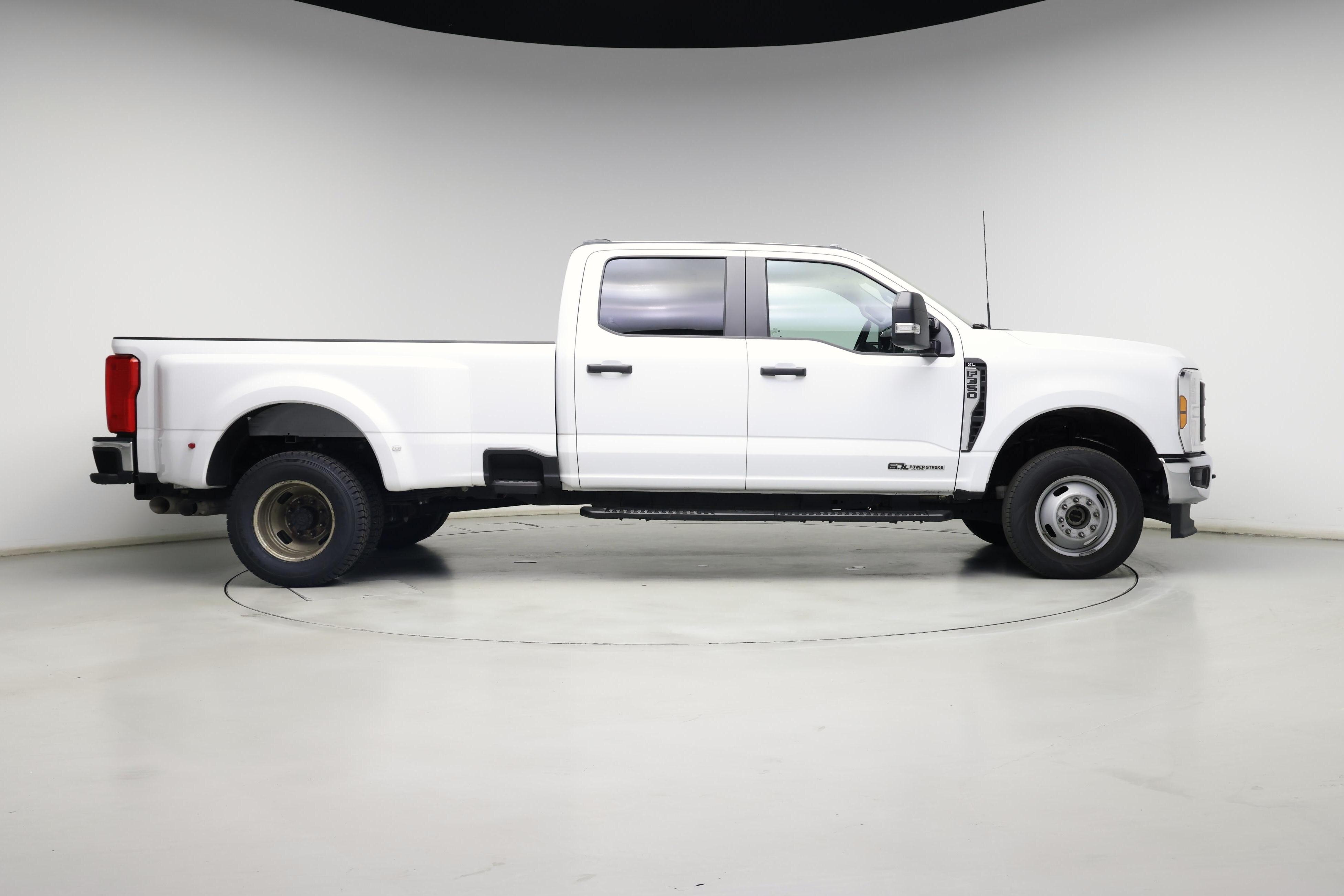 Thumbnail: 2025 Ford F-350 - 7