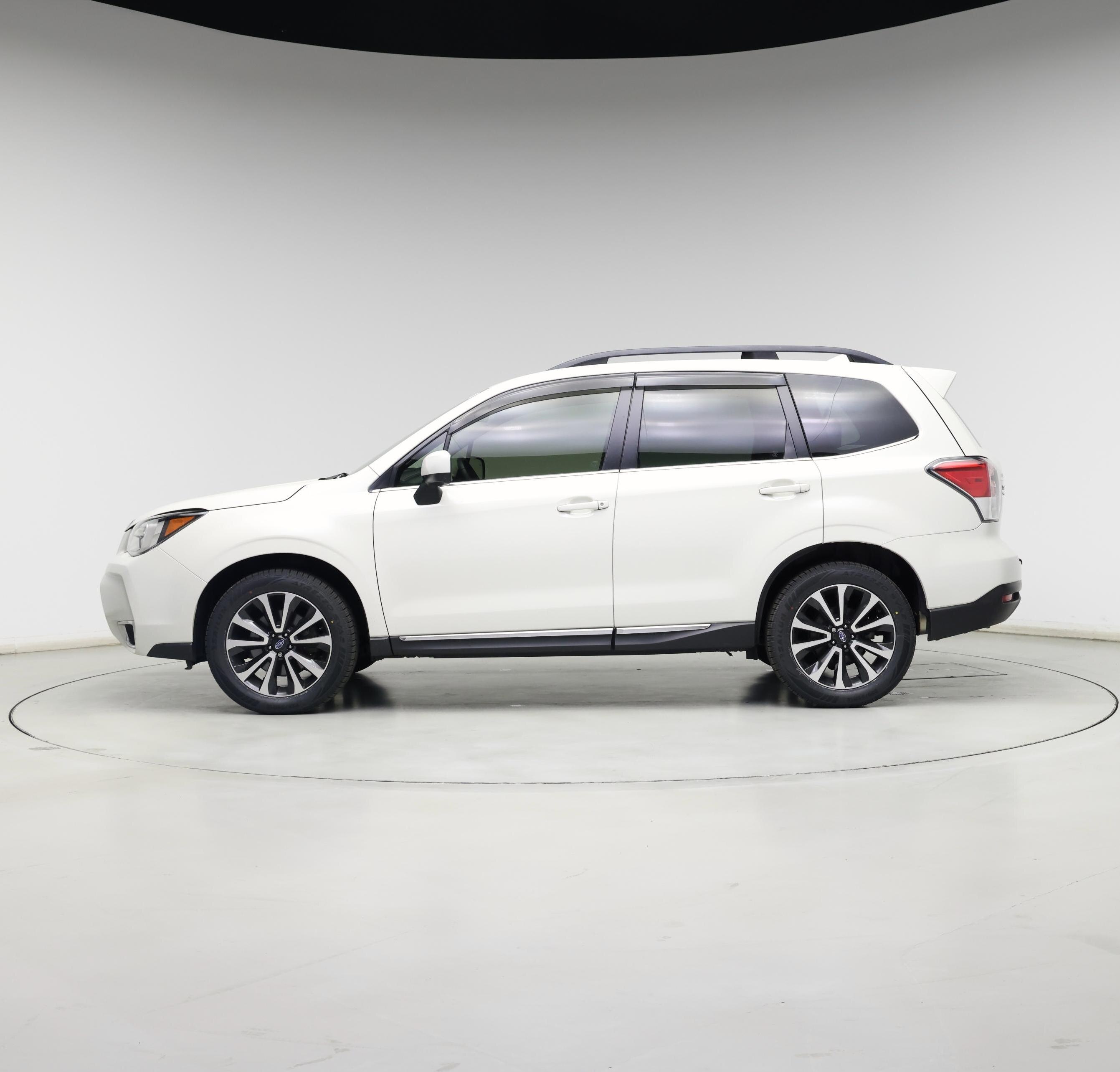 Thumbnail: 2017 Subaru Forester - 3