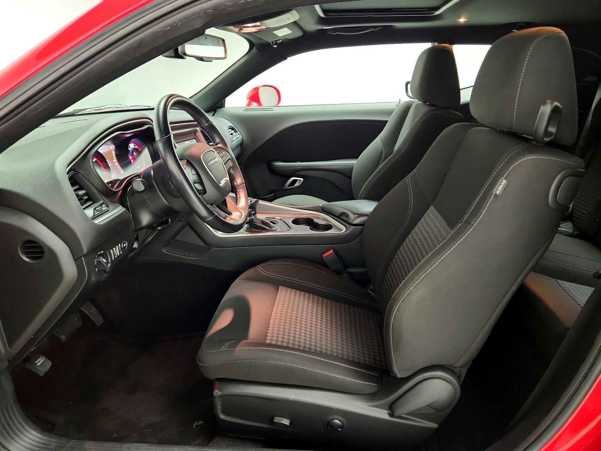 Thumbnail: 2022 Dodge Challenger - 11