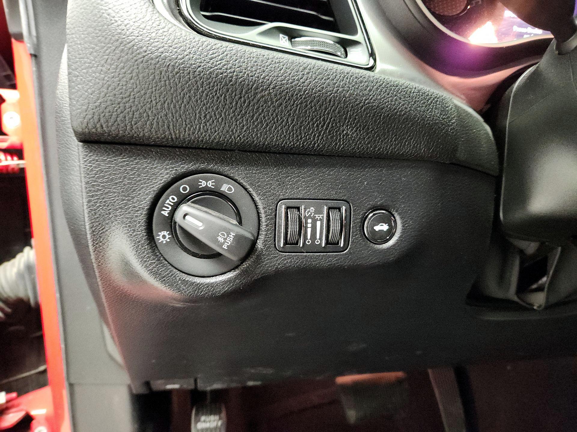 Thumbnail: 2022 Dodge Challenger - 13