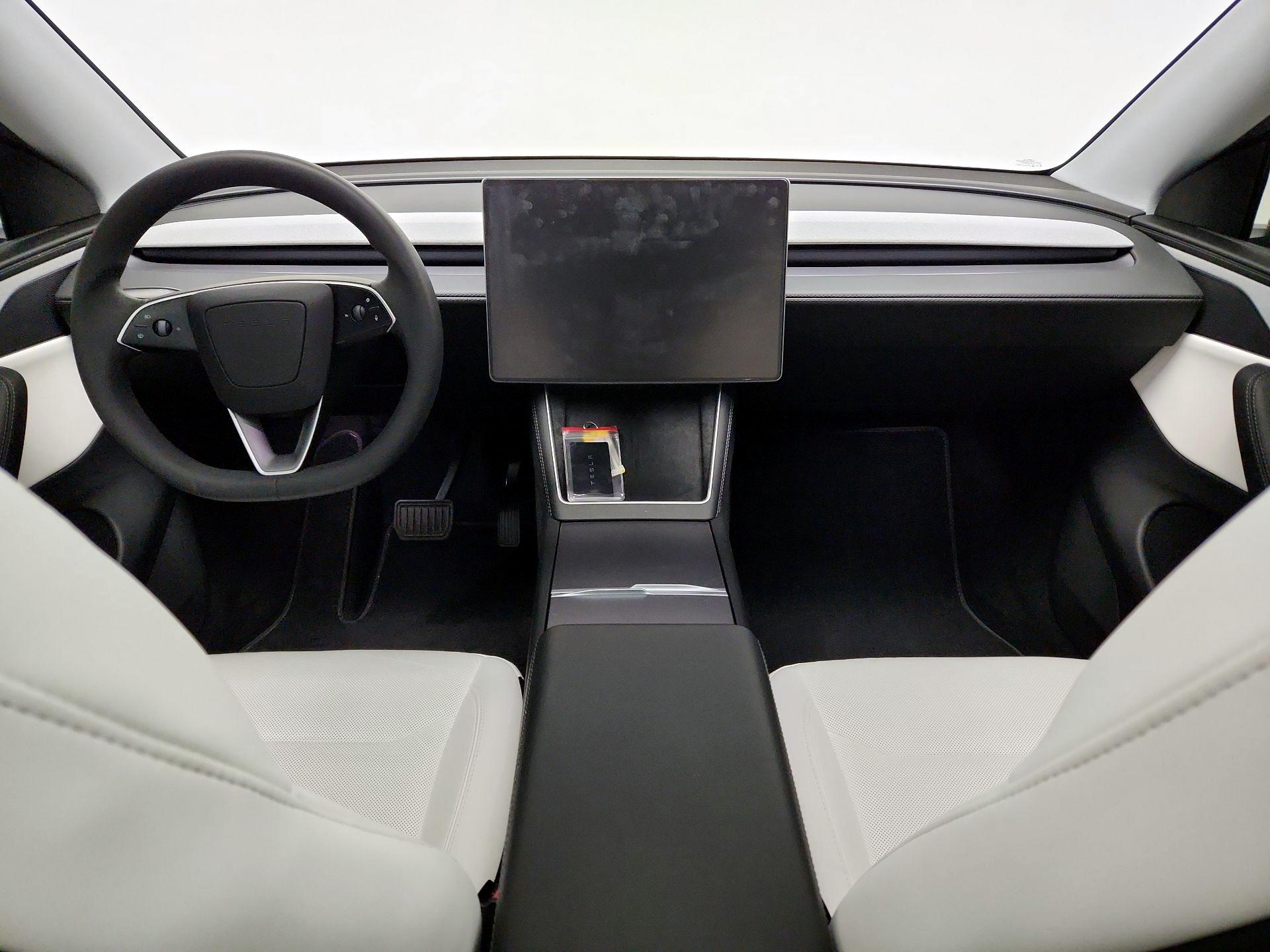 Thumbnail: 2026 Tesla Model Y - 9