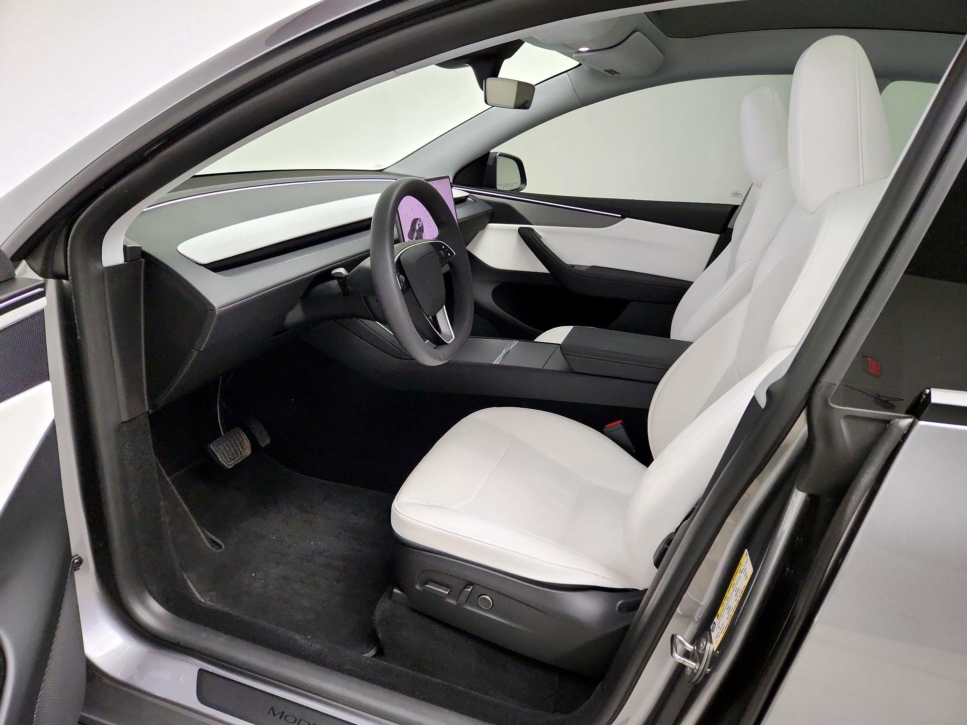 Thumbnail: 2026 Tesla Model Y - 11