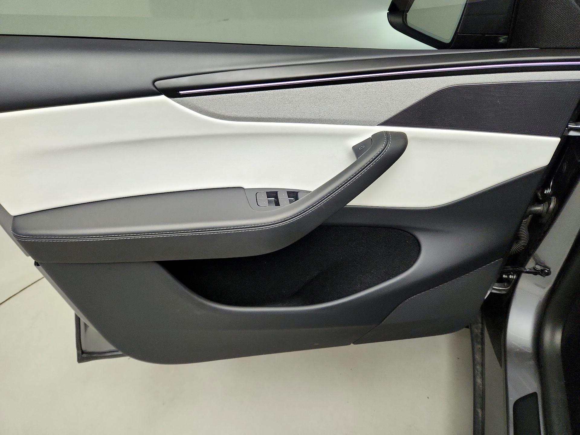 Thumbnail: 2026 Tesla Model Y - 12