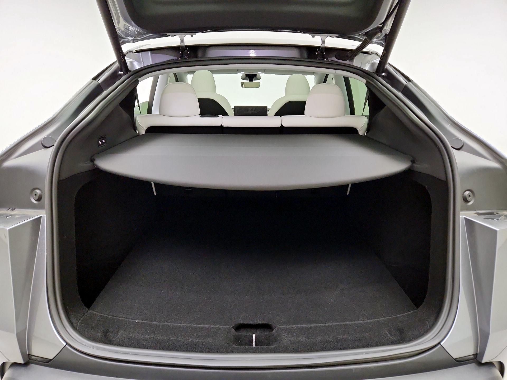 Thumbnail: 2026 Tesla Model Y - 20