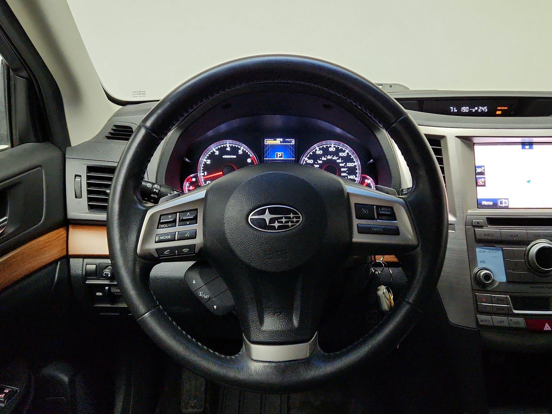 Thumbnail: 2014 Subaru Outback - 10