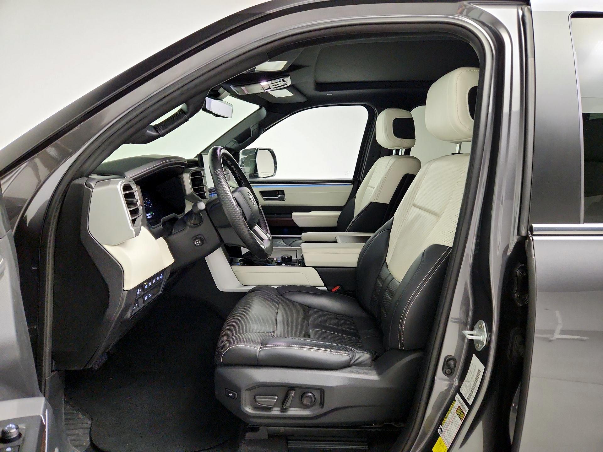 Thumbnail: 2024 Toyota Tundra - 11