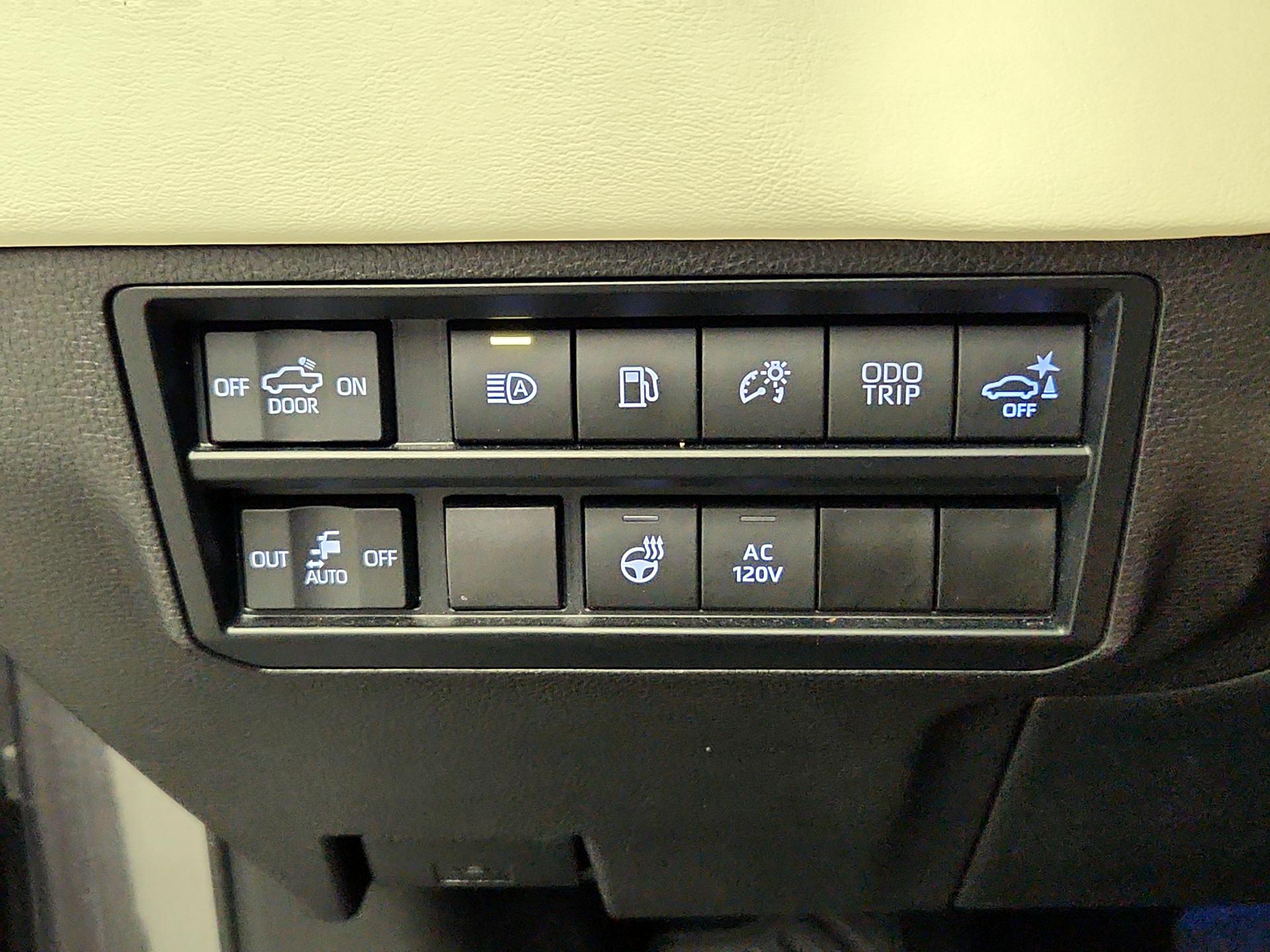 Thumbnail: 2024 Toyota Tundra - 13