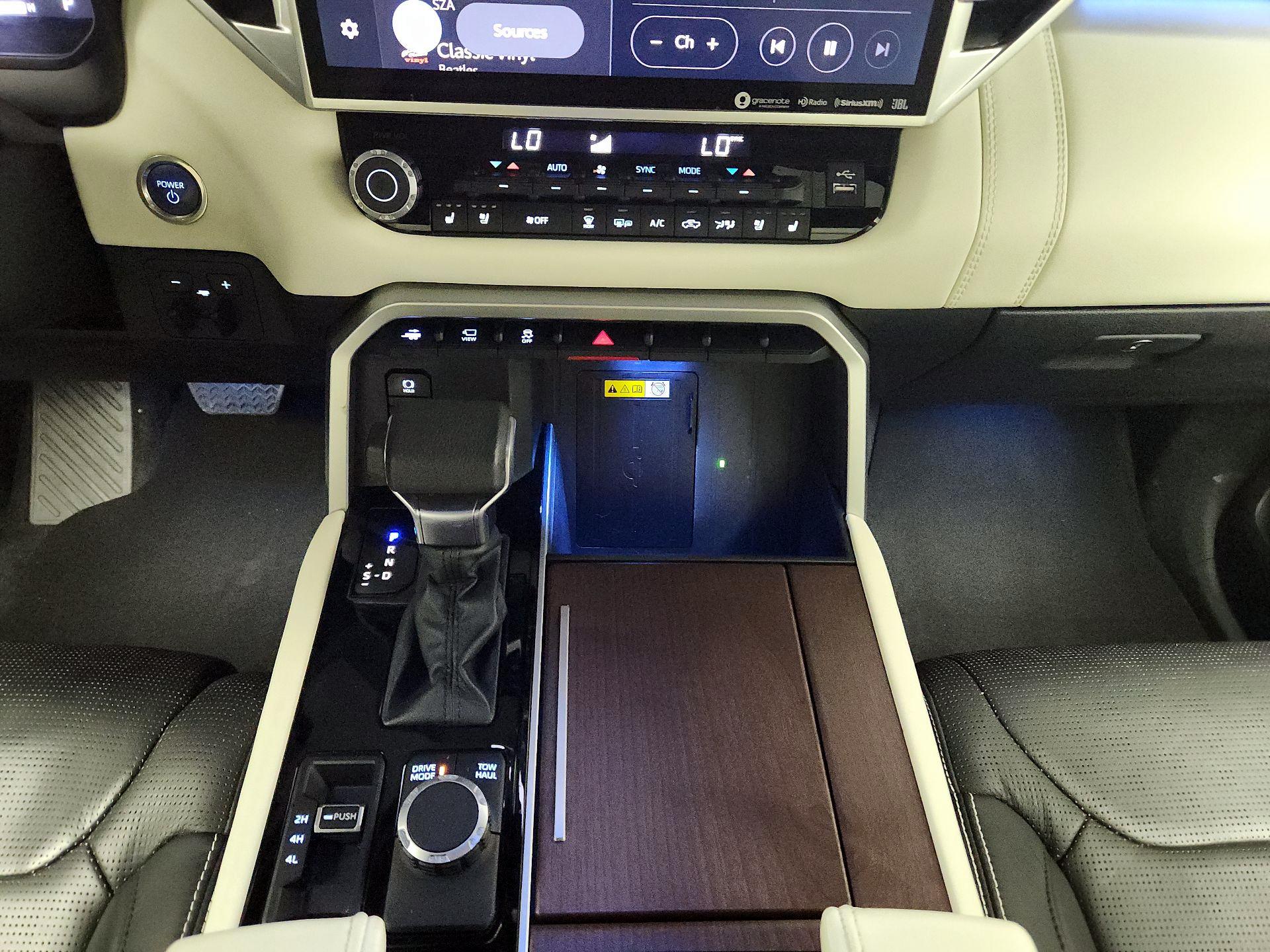 Thumbnail: 2024 Toyota Tundra - 17